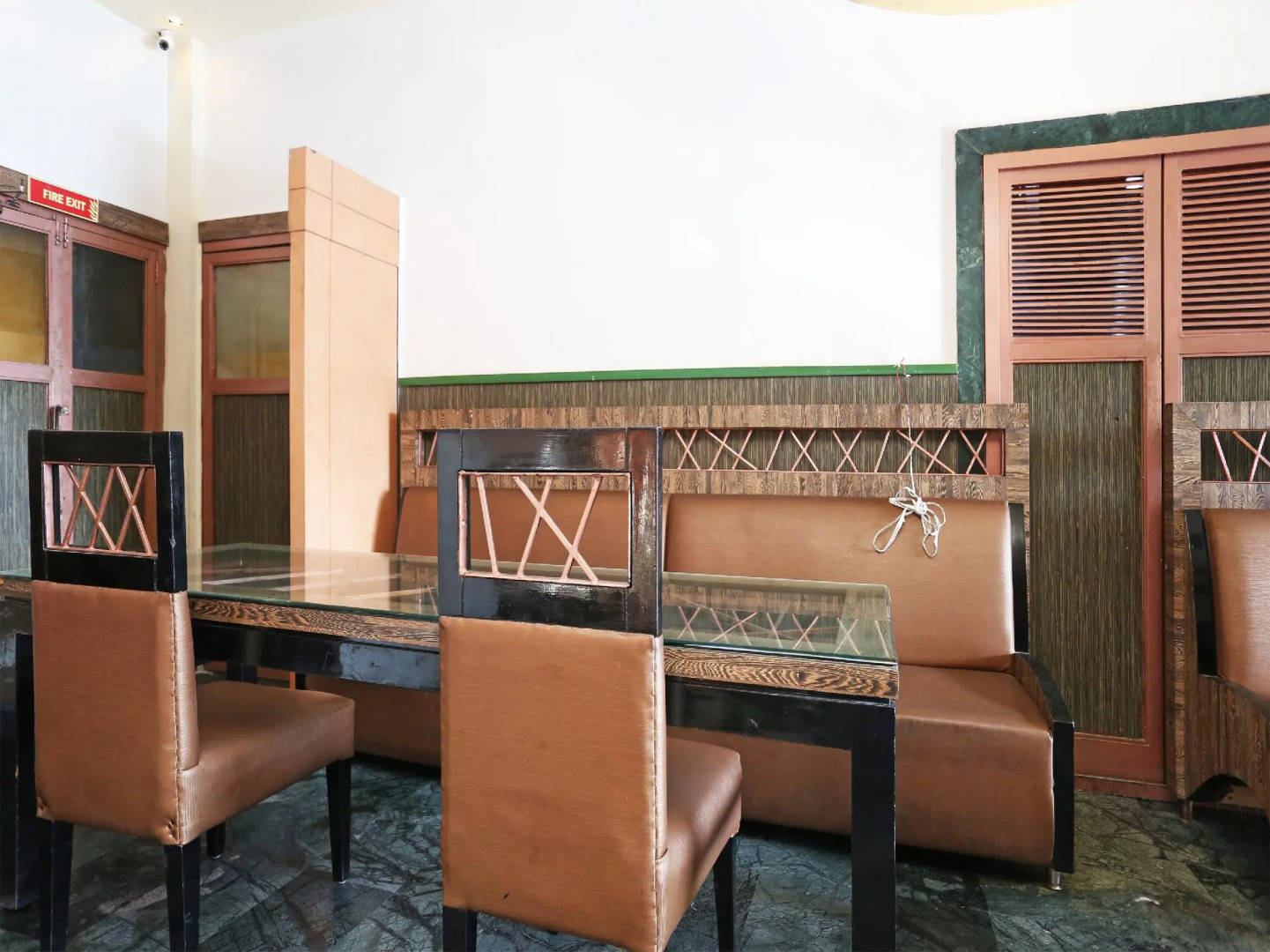 Vaccinated Staff- Capital O 3844 Hotel Kd Palace