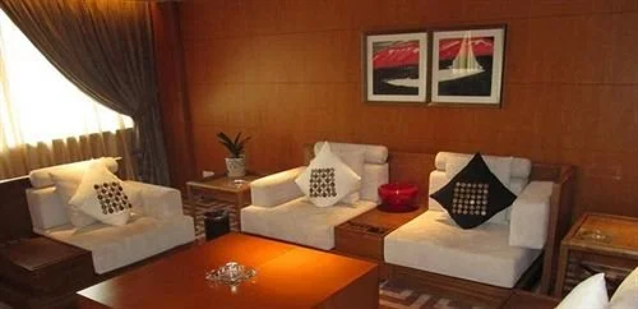 Sunny Day Hotel Ezhou
