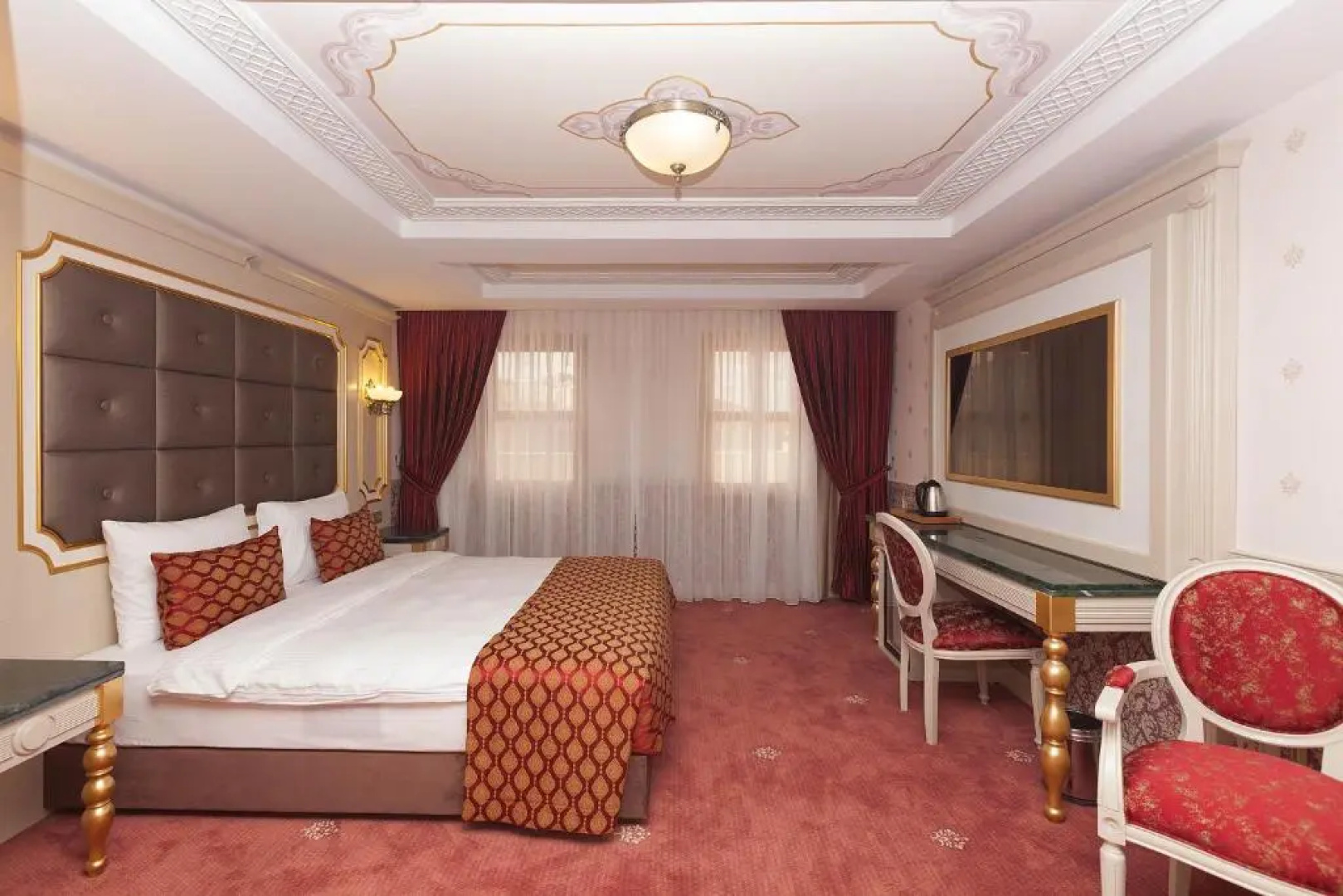 Meserret Palace Hotel