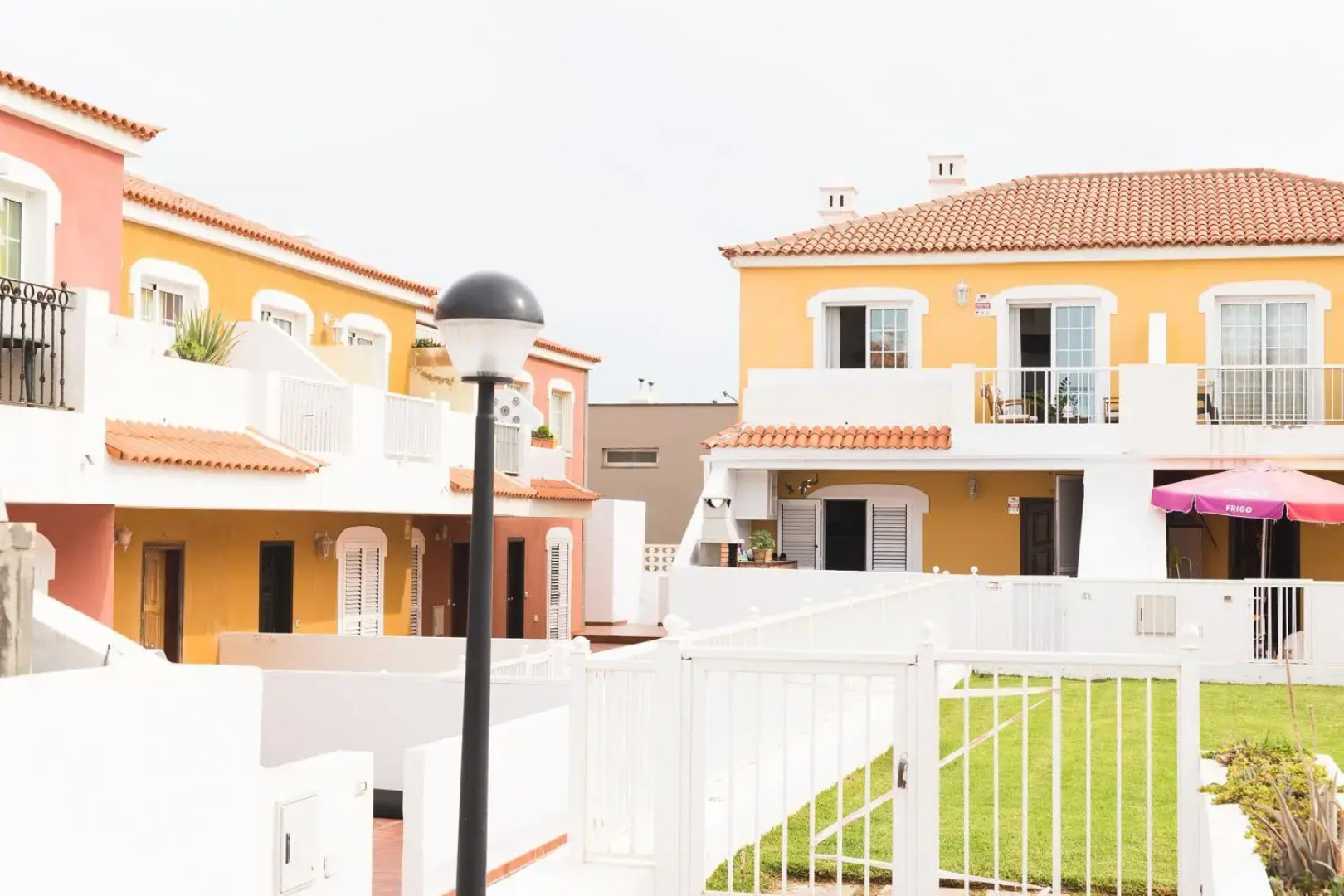 Lovely&Sunny Apartament Near Poris Beach