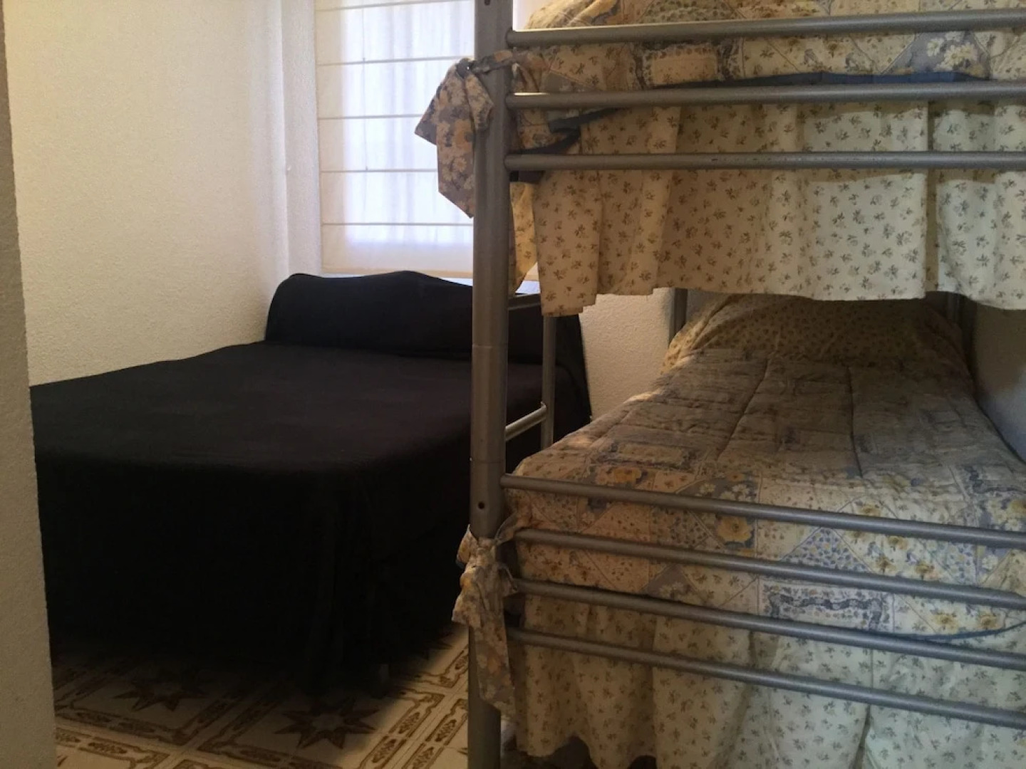 Sea Front Apartment 2 Pools