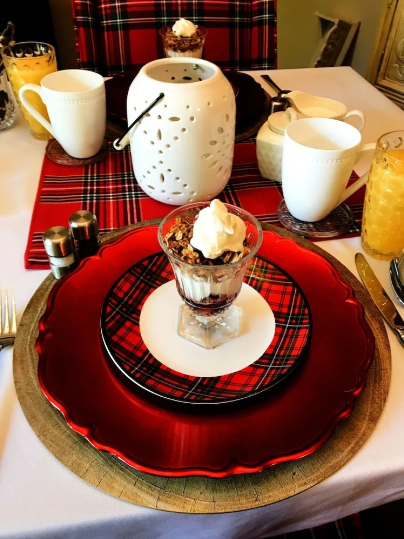 The Tartan House B & B