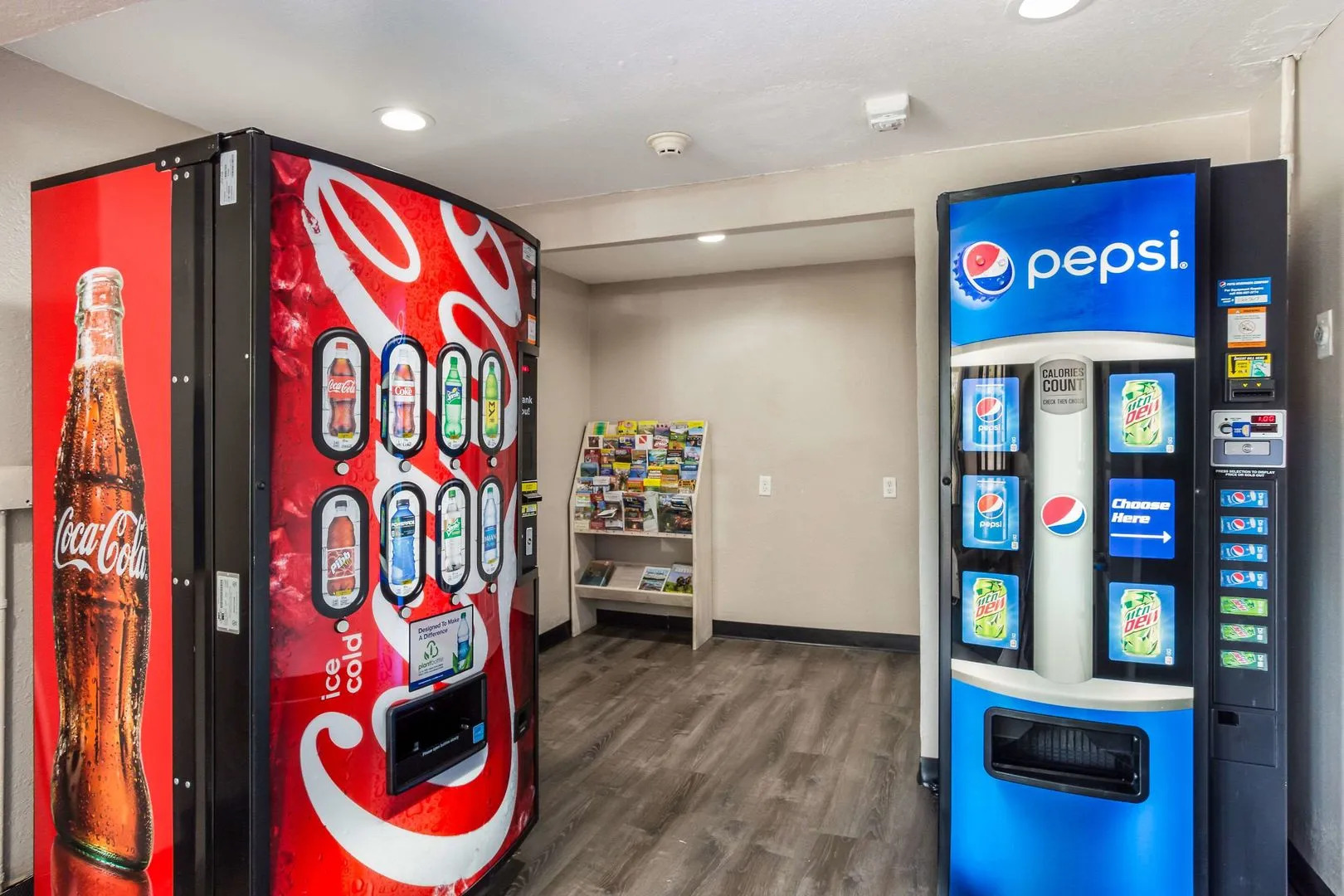 Motel 6 Cross Lanes, WV - Goff Mountain Rd