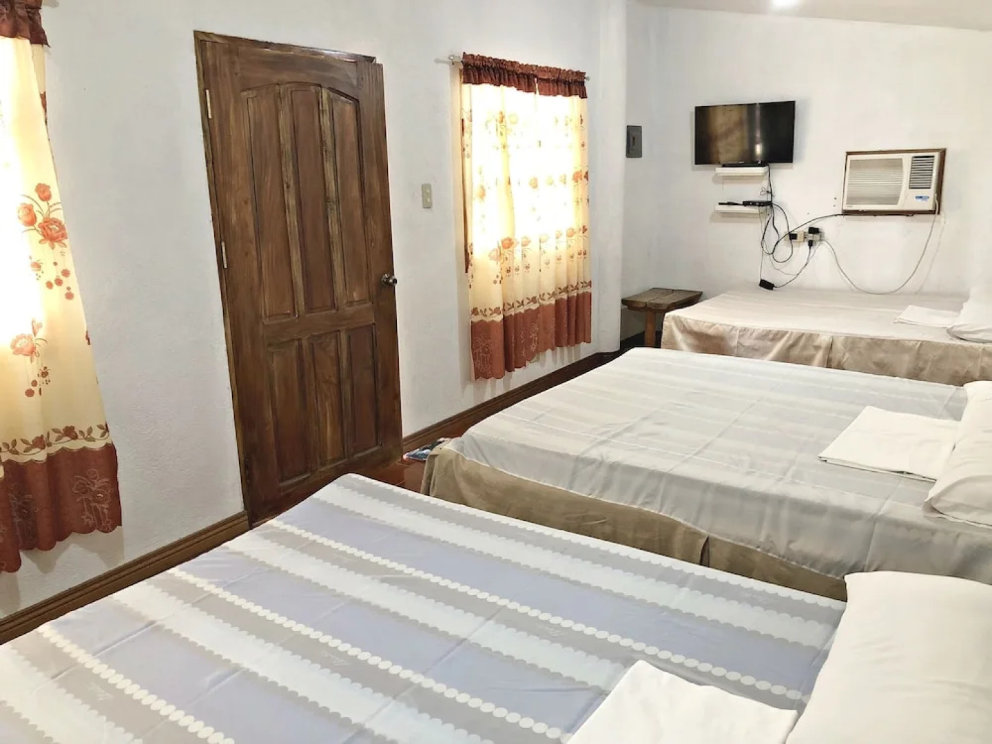 The Pelican's Resort