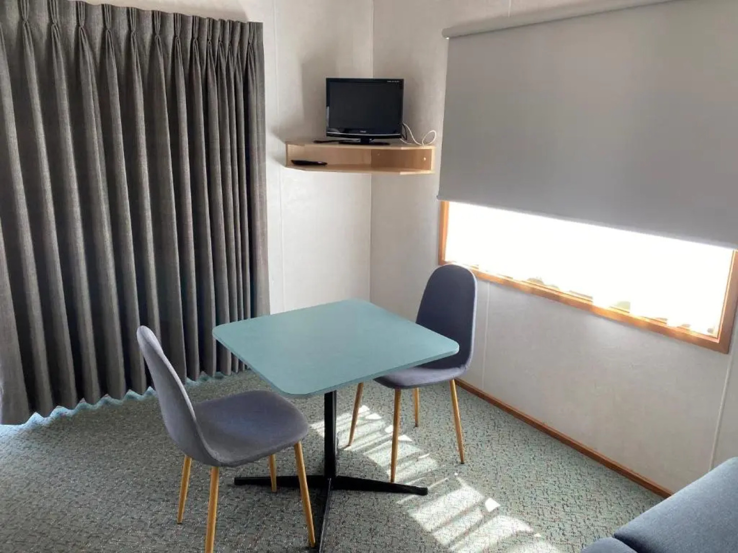 Golden Country Motel & Caravan Park