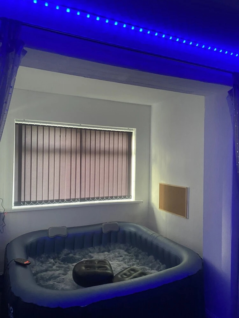 Sapphire Suites, Stunning 2-bed House in Bradford