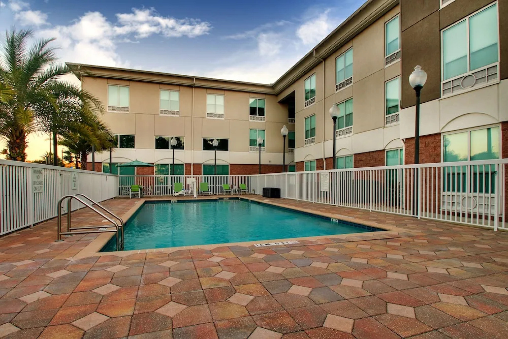 Holiday Inn Express & Suites Jacksonville North-Fernandina