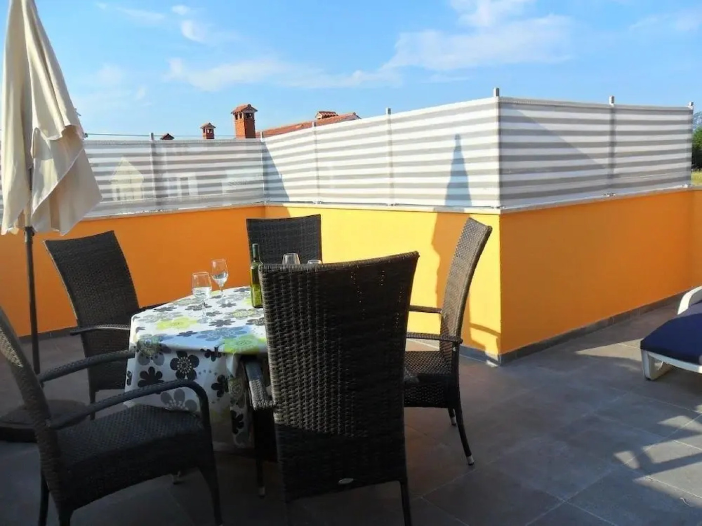 Vacation Pool Apartments