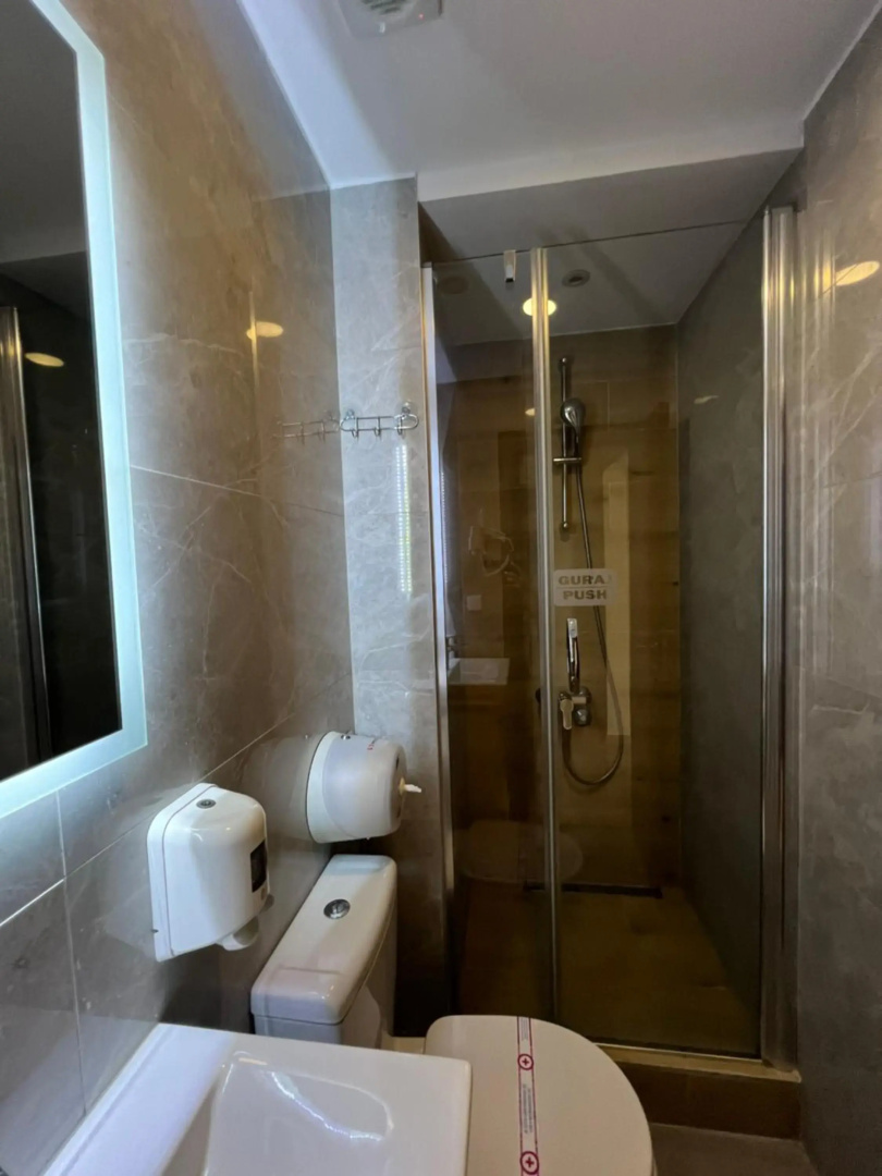 Hotel Holiday