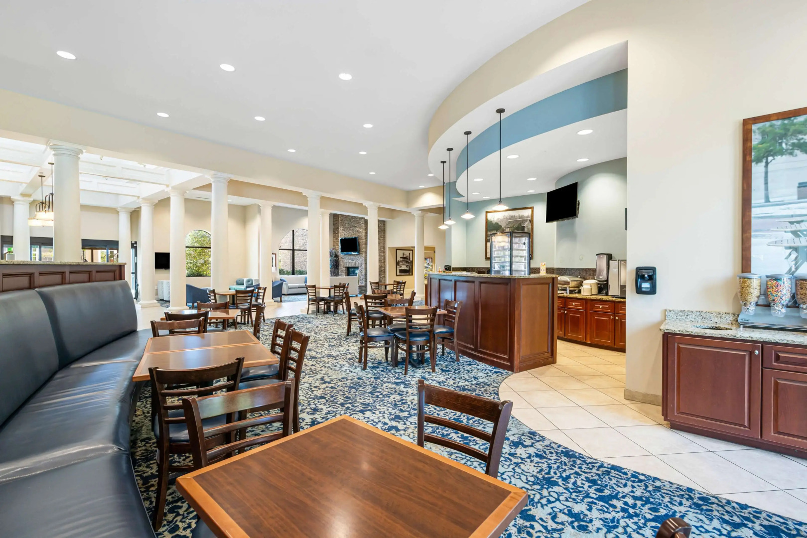 Best Western Plus Westgate Inn & Suites