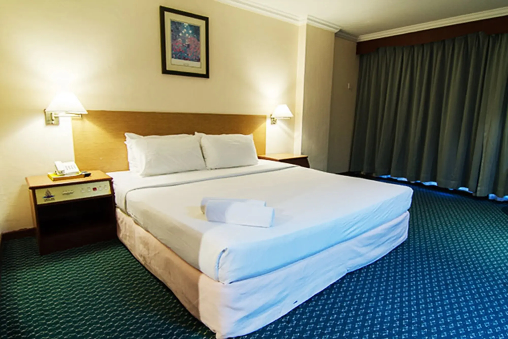 Coral Bay Resort