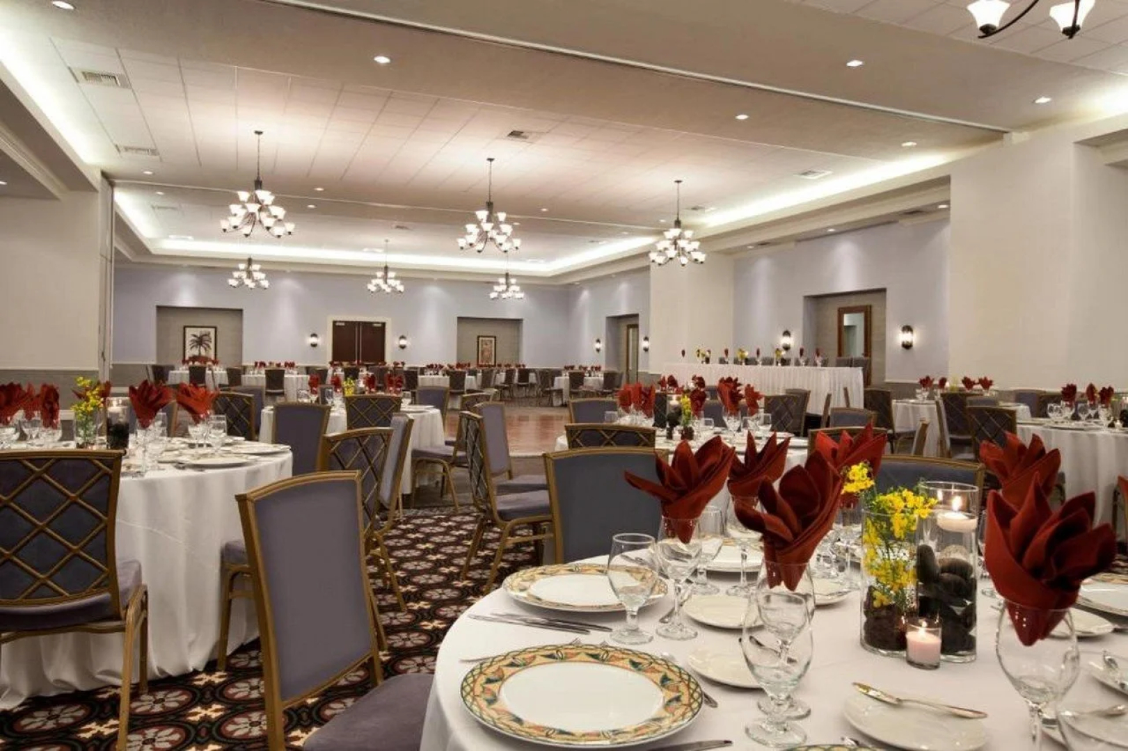 Embassy Suites La Quinta Hotel & Spa