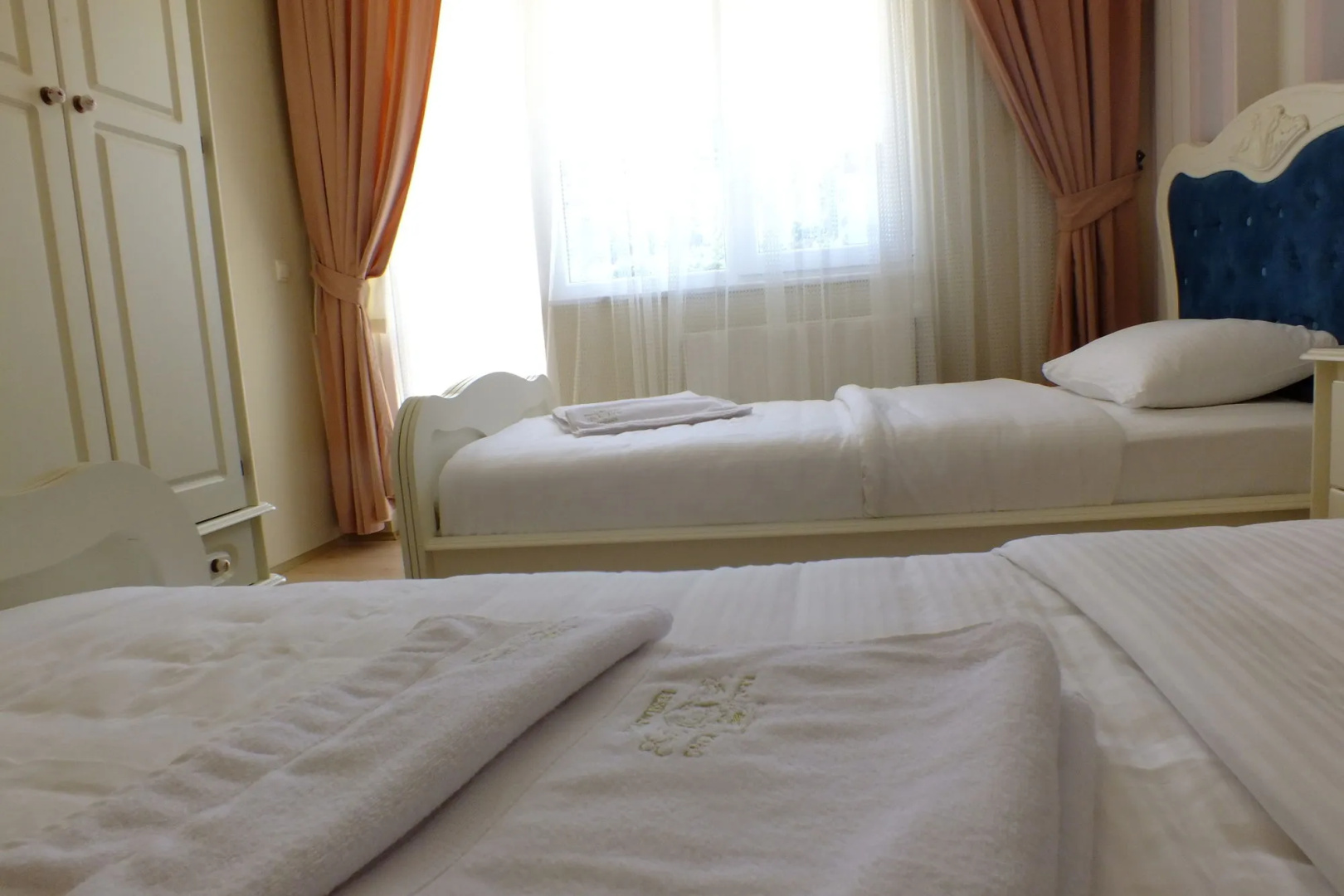 Real King Residence