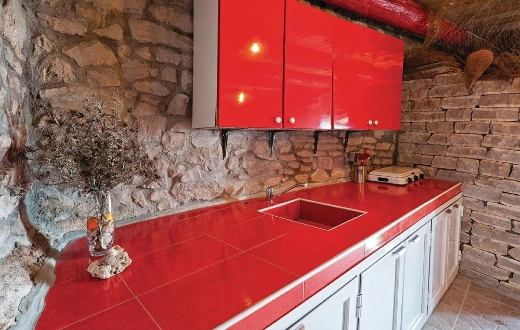 Stunning Home in Zastrazisce With 4 Bedrooms