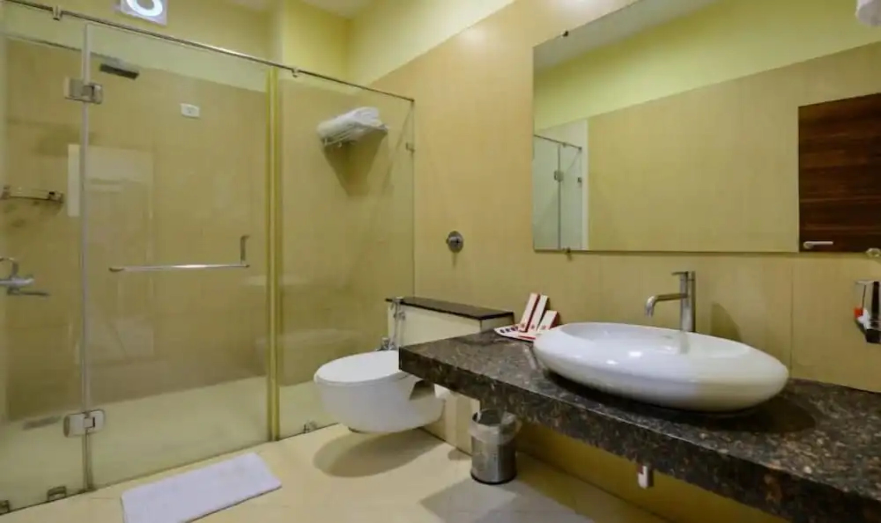 Vijaya Tej Clarks Inn