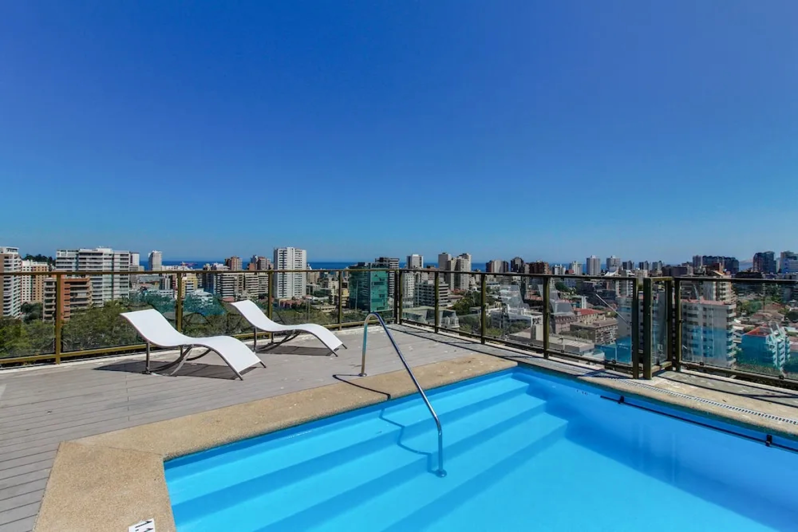 Garden City Getaway