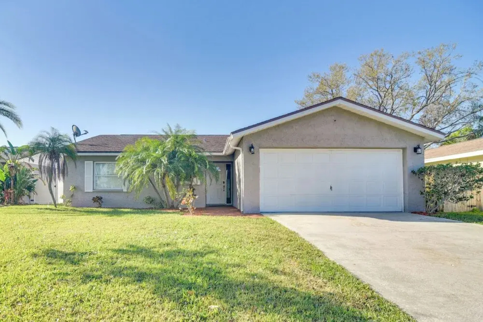 Pet-friendly Home w/ Pool & BBQ in Largo