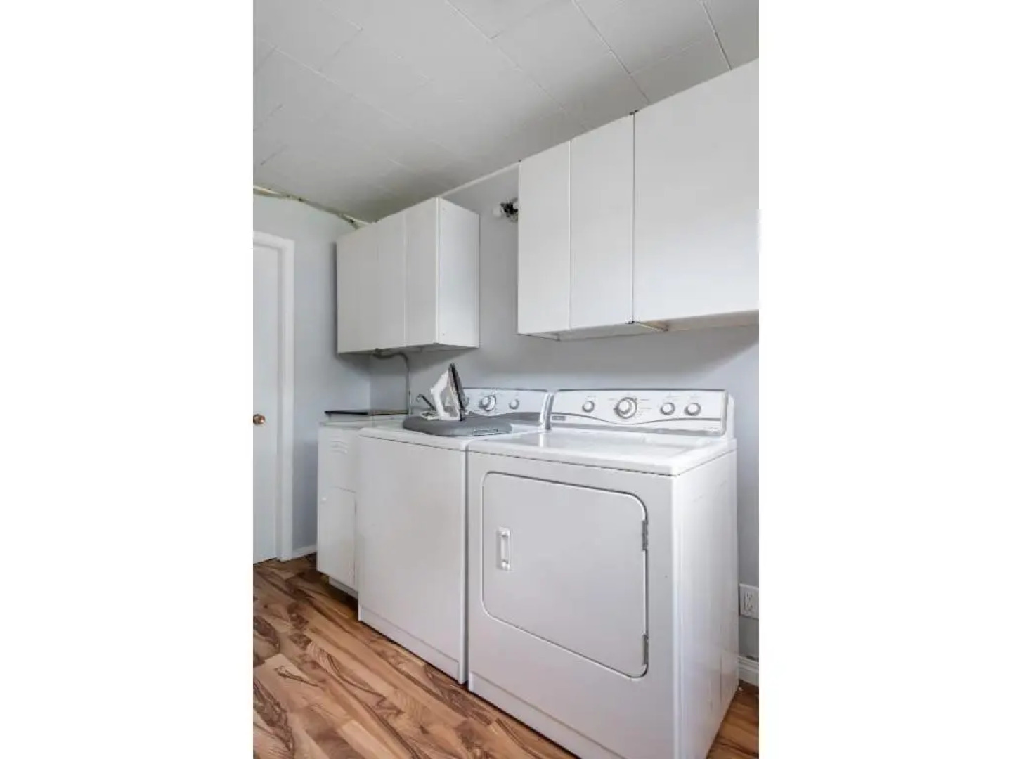 The Riverside I Patio & BBQ I Fire pit I Sleeps 17