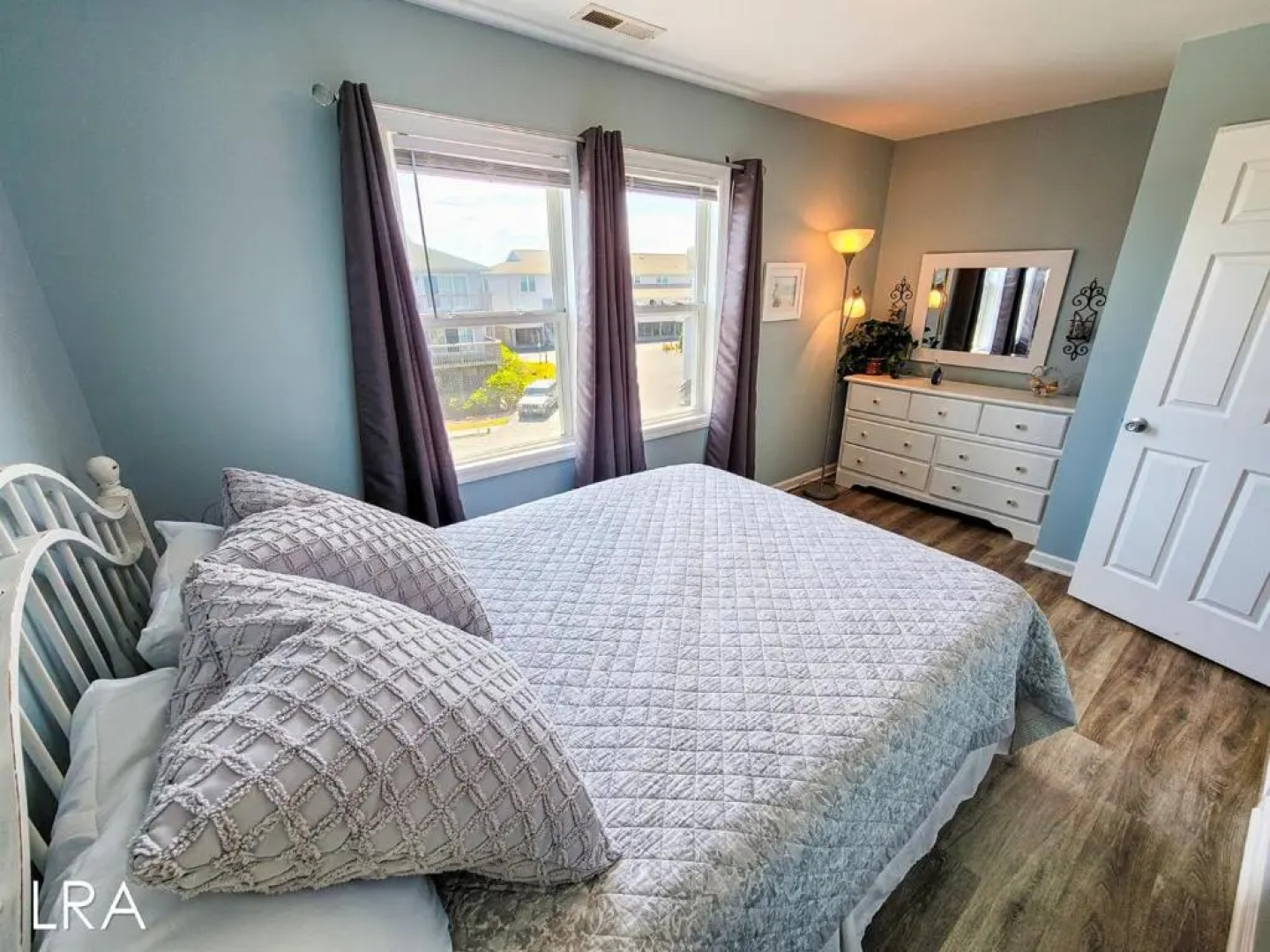 Turtle Cove 223 - C-Notes