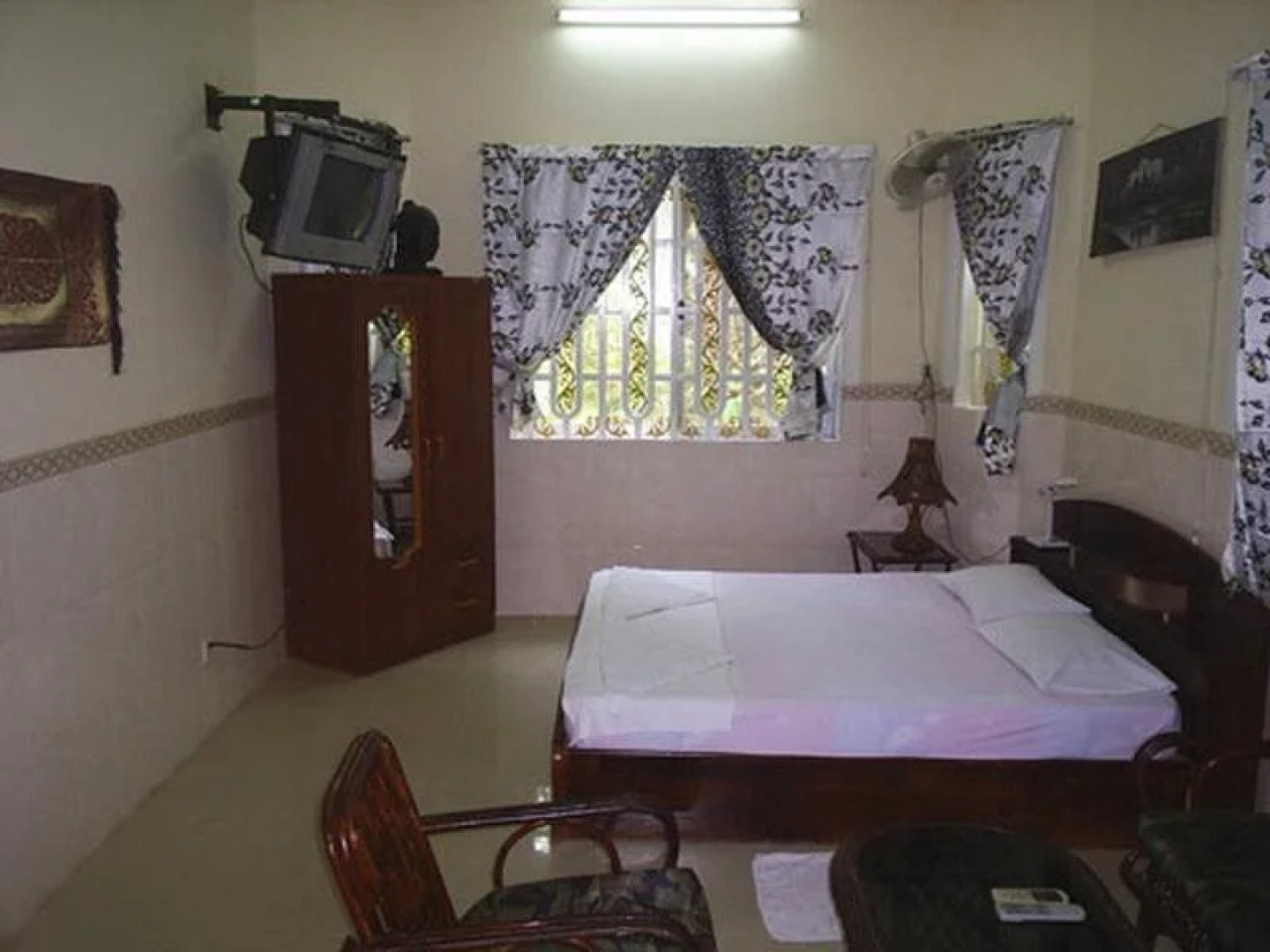 Snooky's Guest House Garden Bar and Restaurant