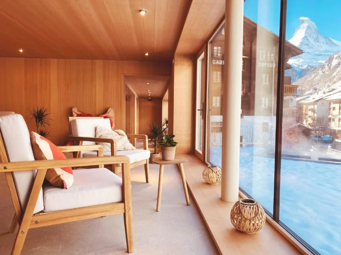 Julen Wendelin, Hotel Touring