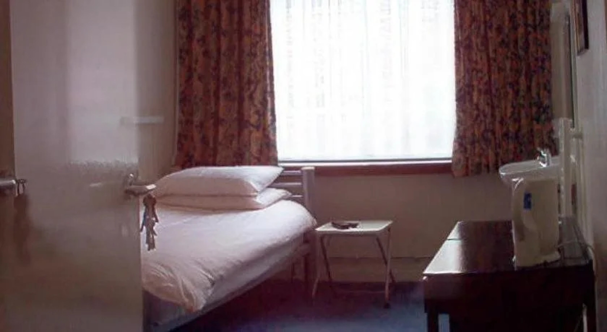 Tekels Park Guest House