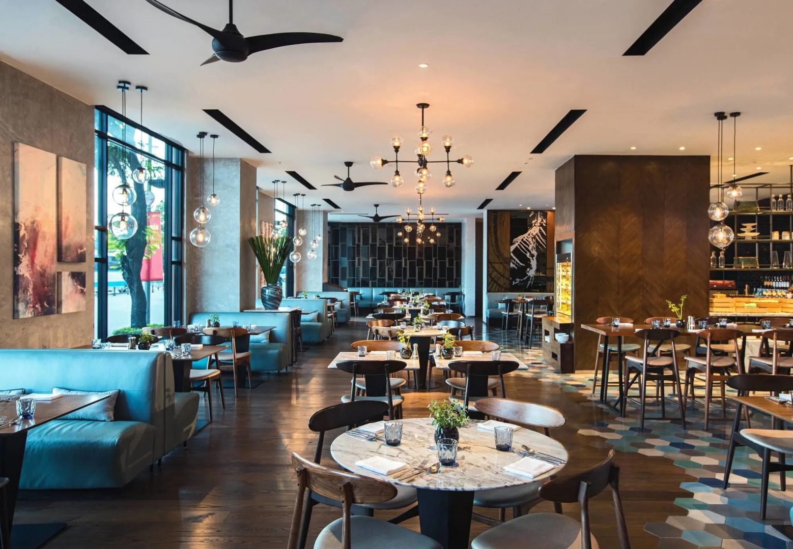 Renaissance Riverside Hotel Saigon