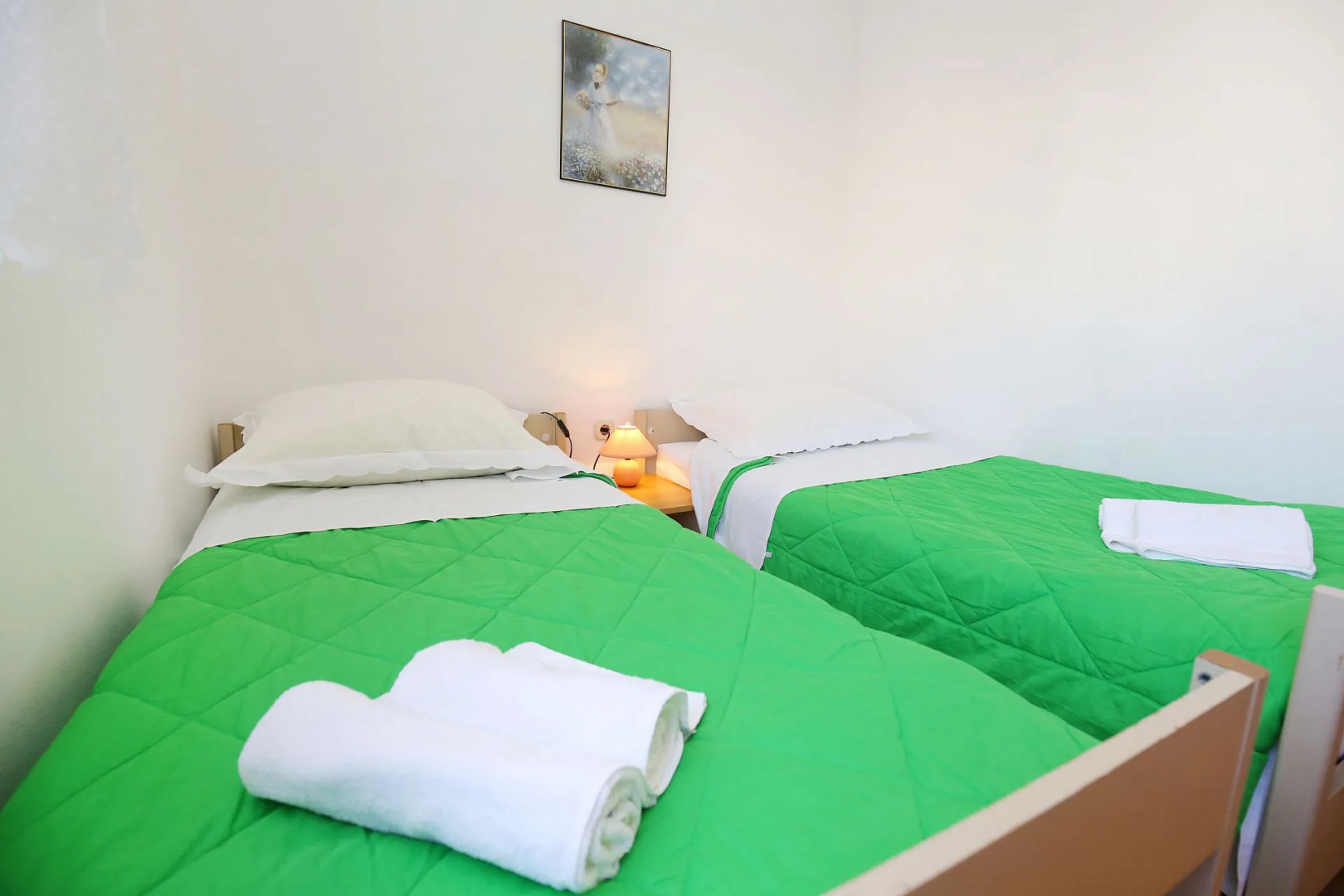 Apartment Vera - 150 m from sea: A1 Sukosan, Zadar riviera