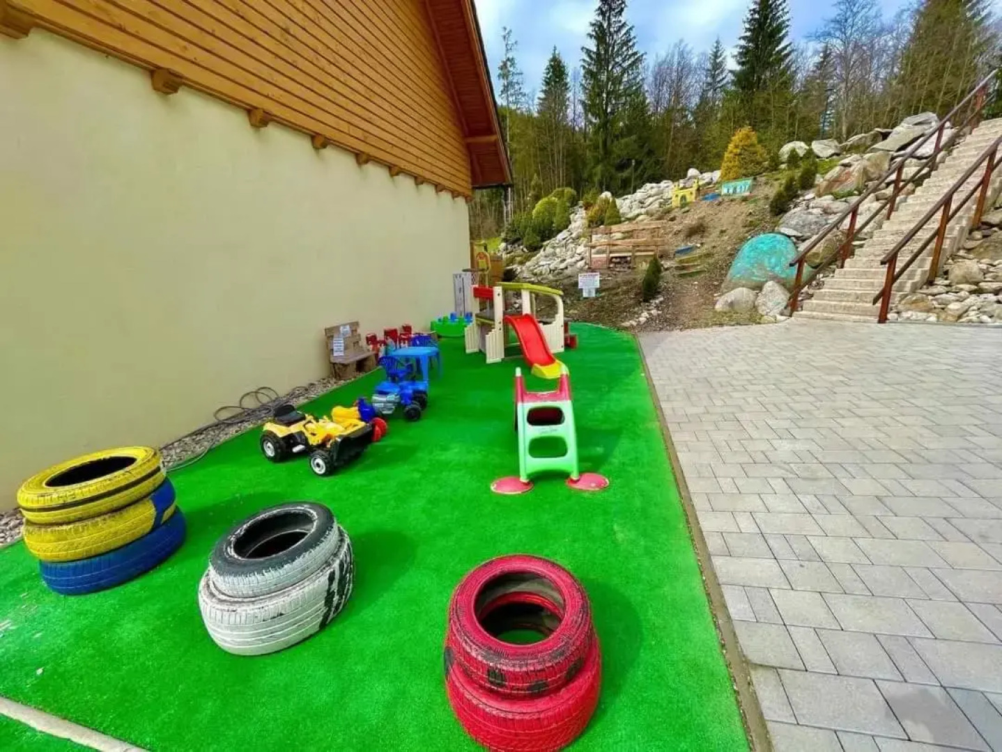 Pension/Apartments Kúria na Táloch