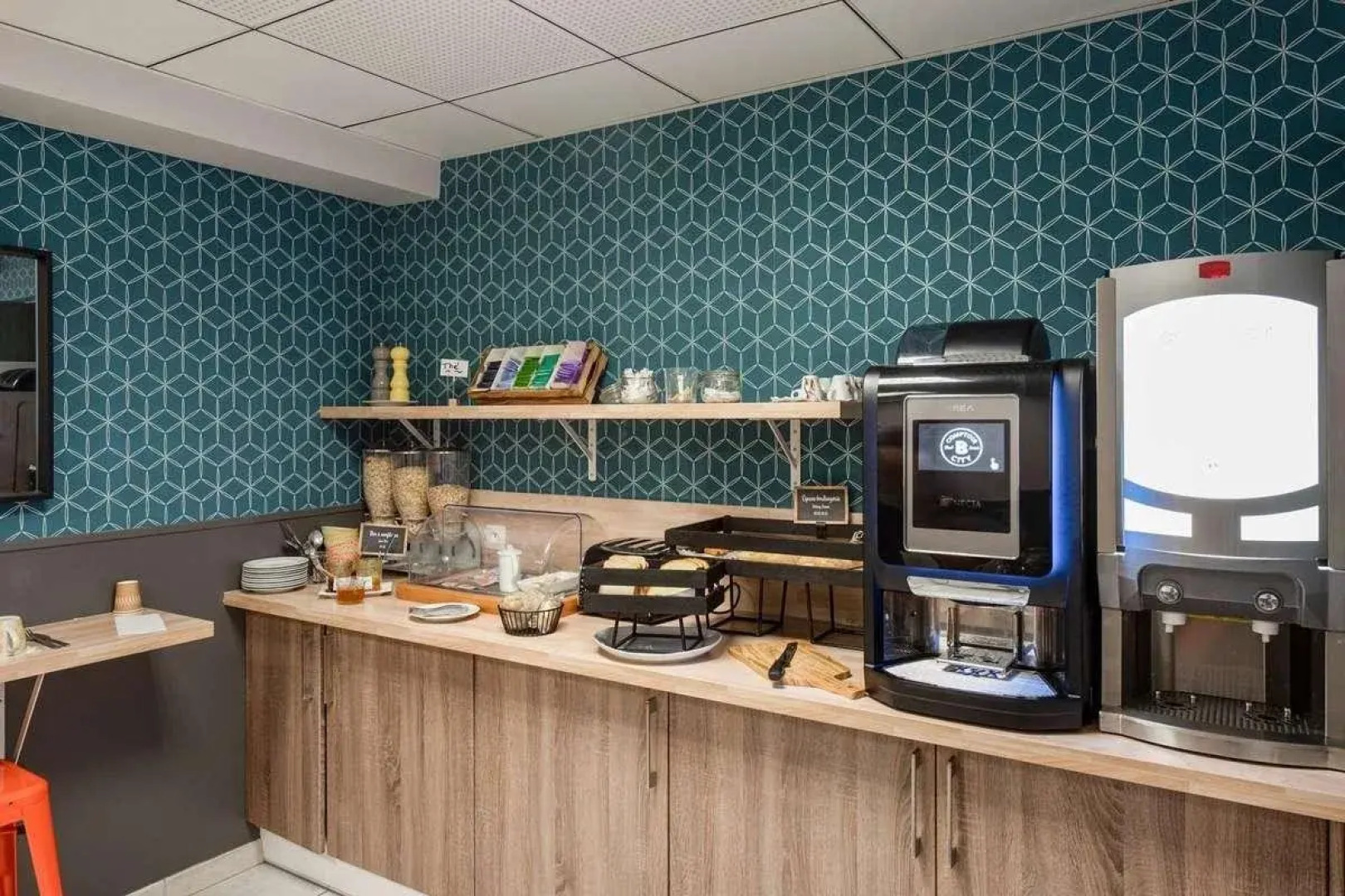 Appart City Marseille Aeroport