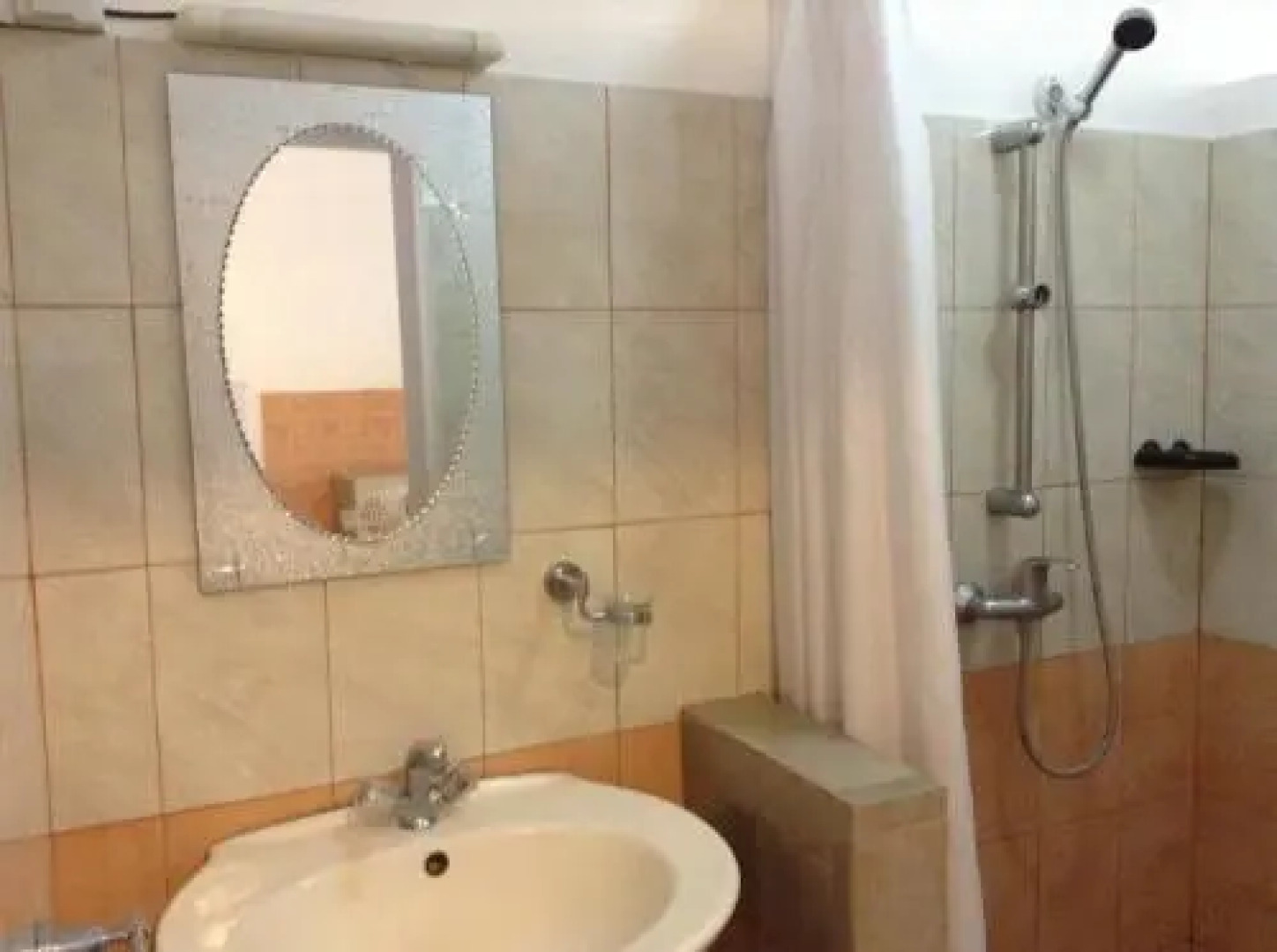 Ebrahim Flats - Grand Baie Beach