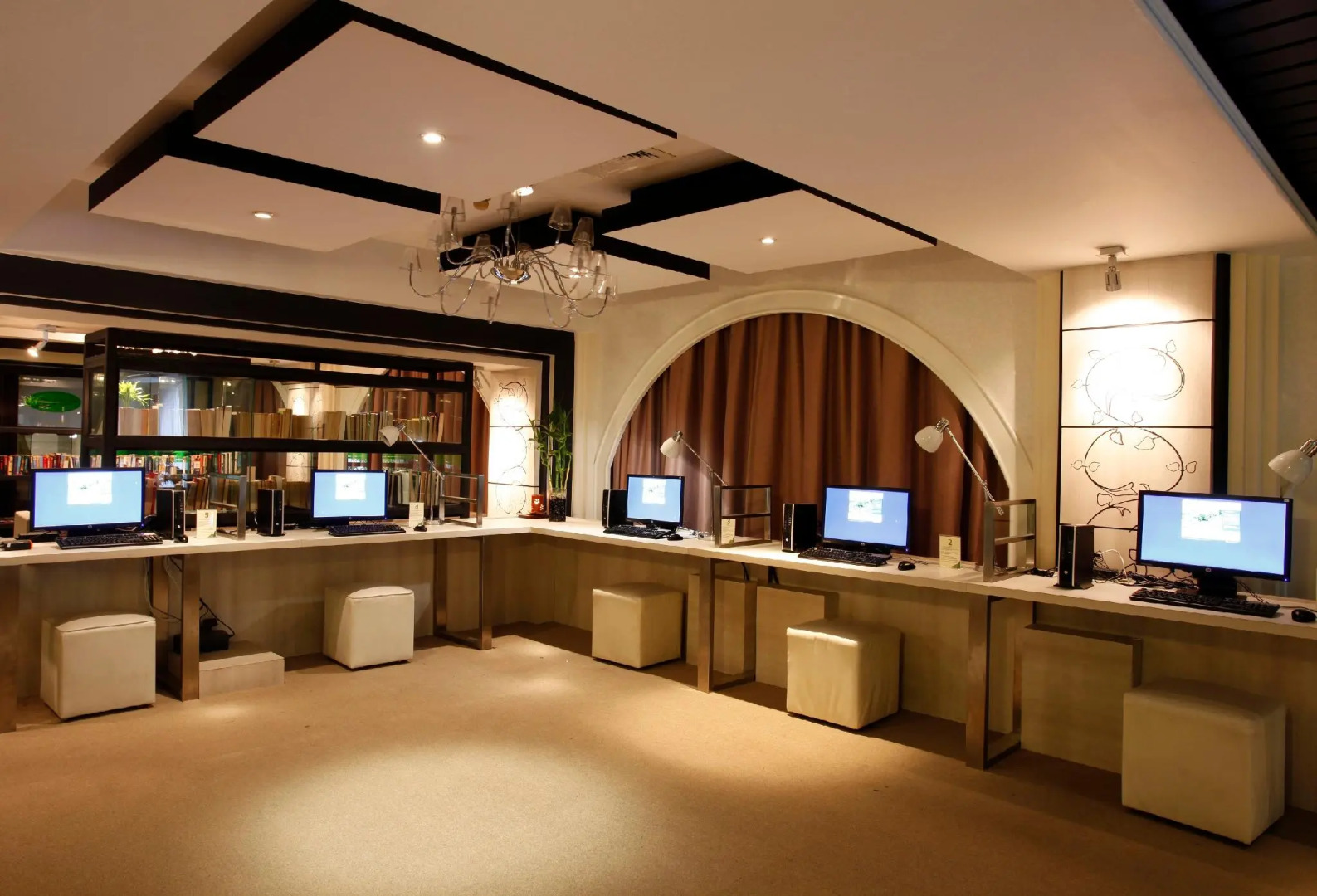 Phuket Graceland Resort And Spa