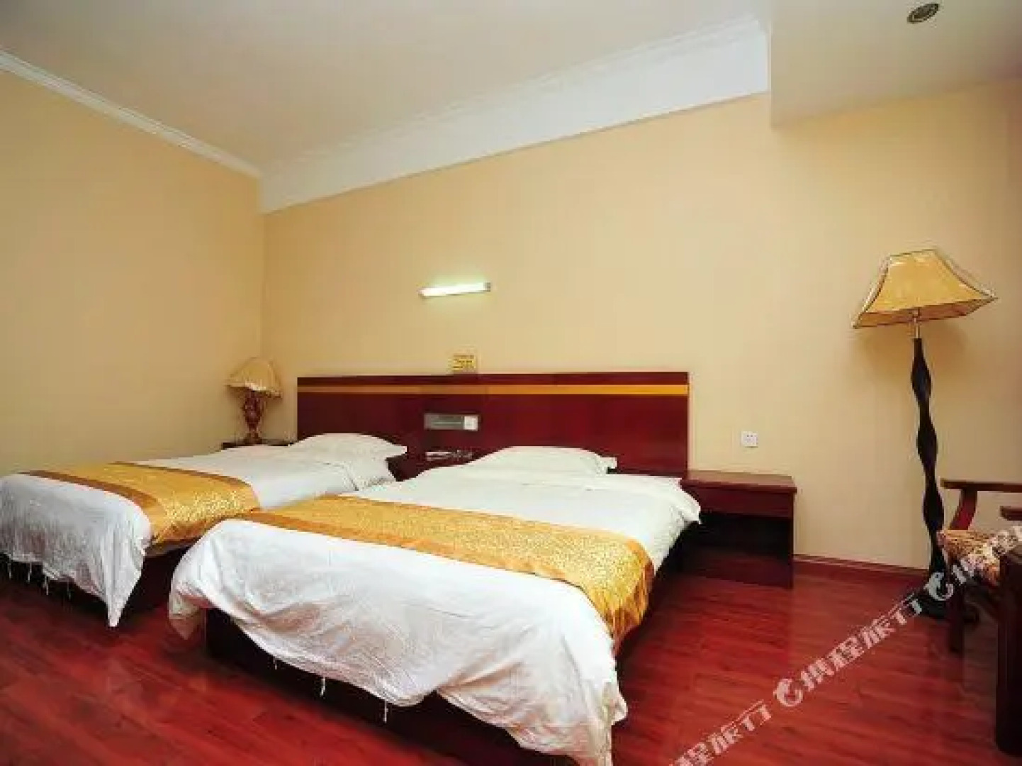 Xishuangbanna Qunyi Business Hotel