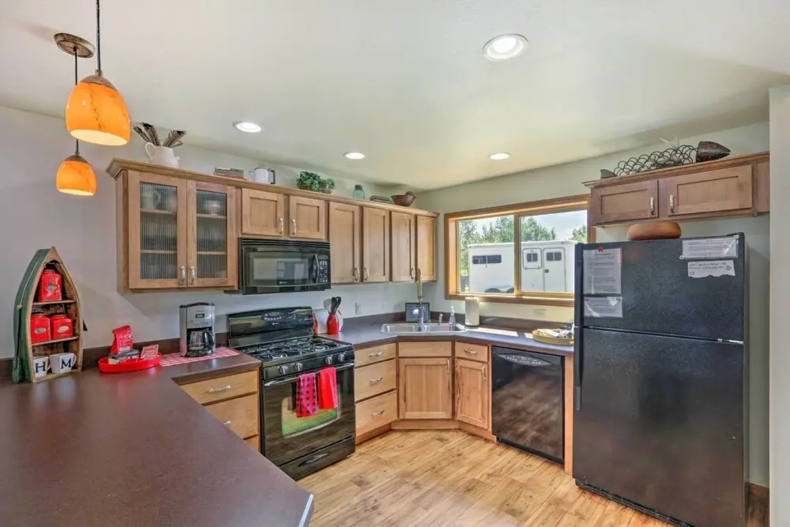 Near Skiing: Red Lodge Townhome w/ Hot Tub