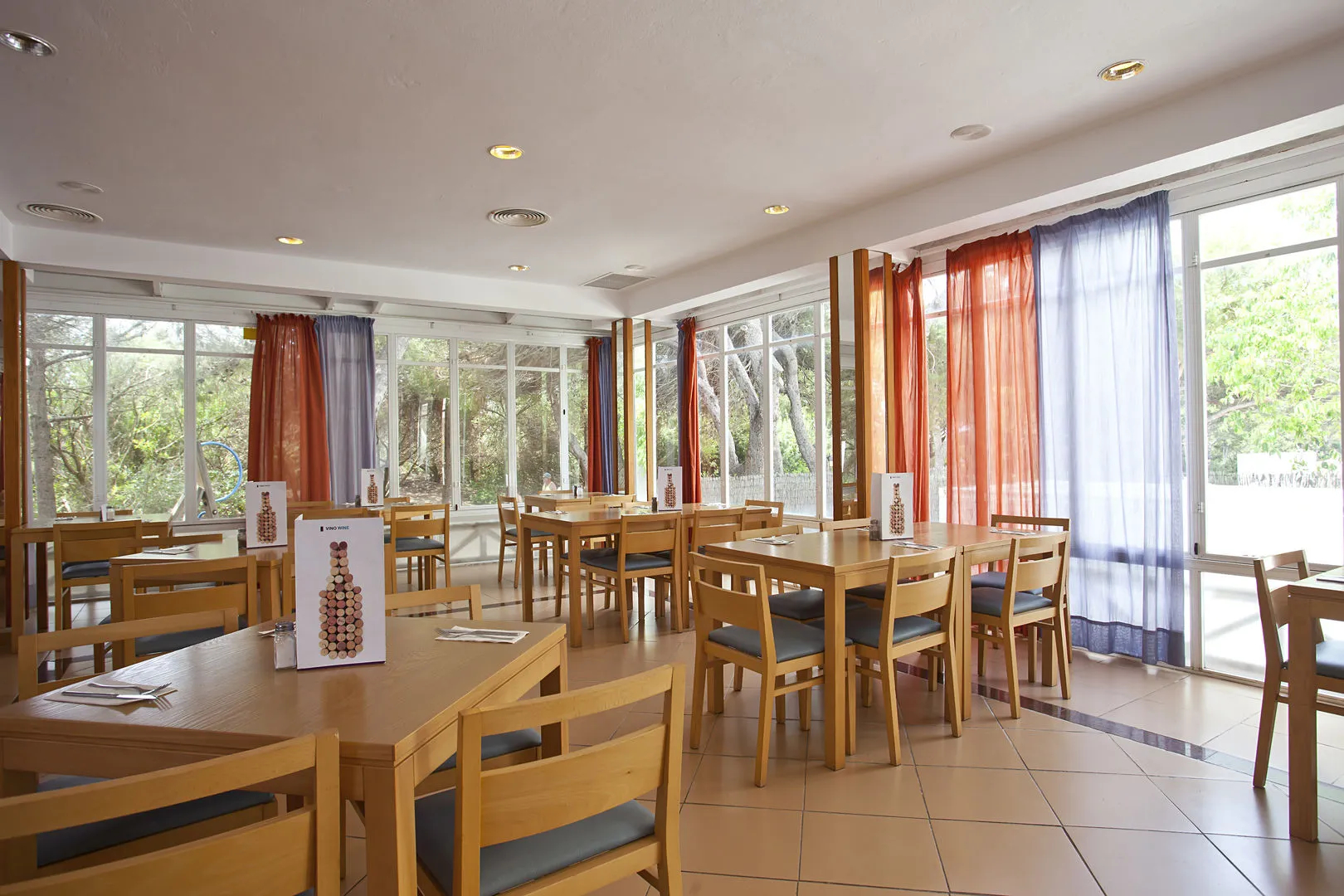 Apartamentos Seth Mestral y Llebeig
