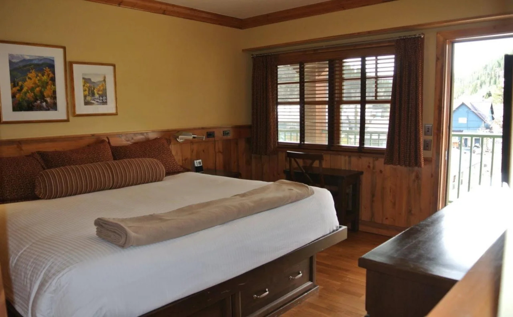 The Green Bridge Inn