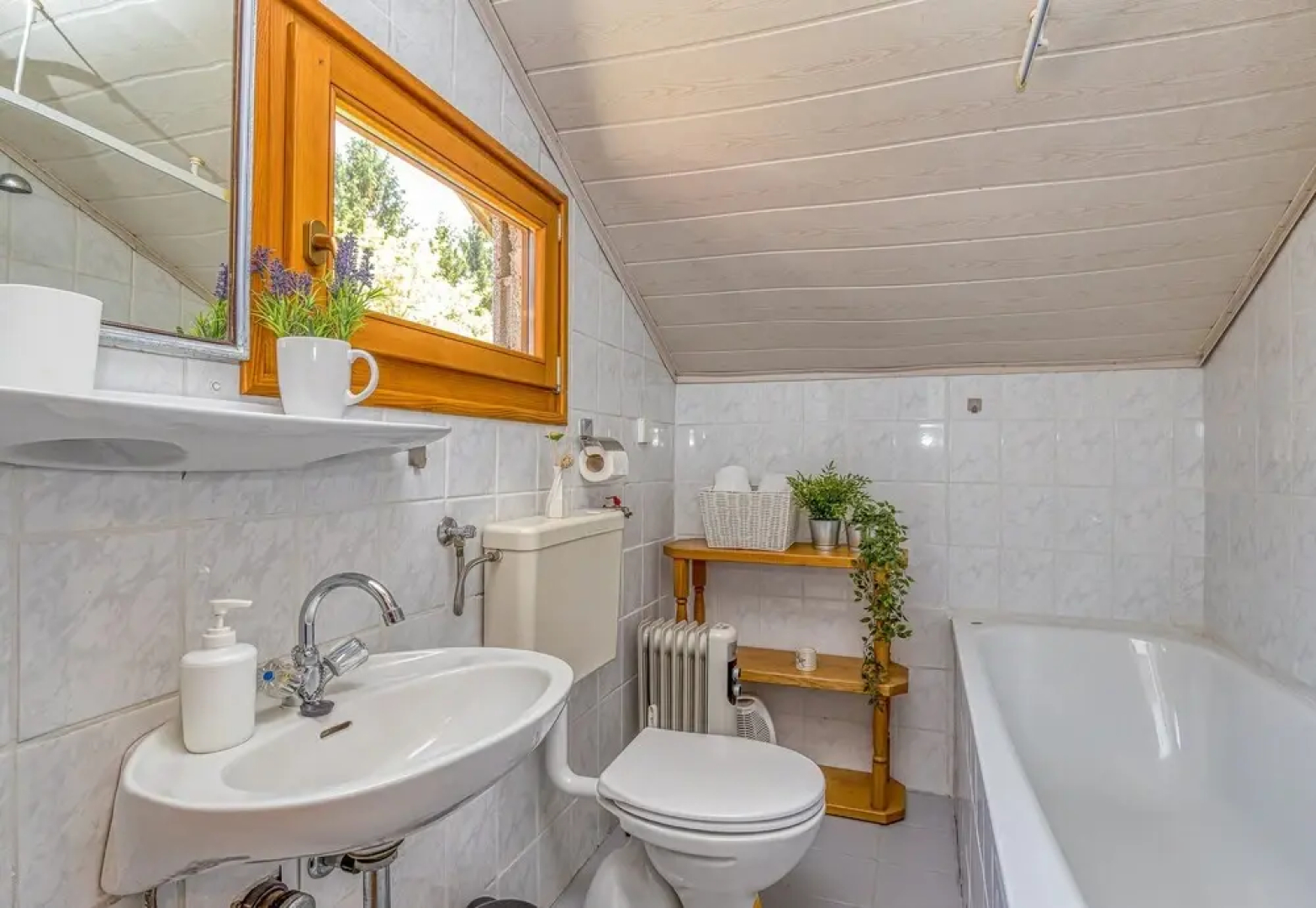 Child Friendly Rural House Jeka