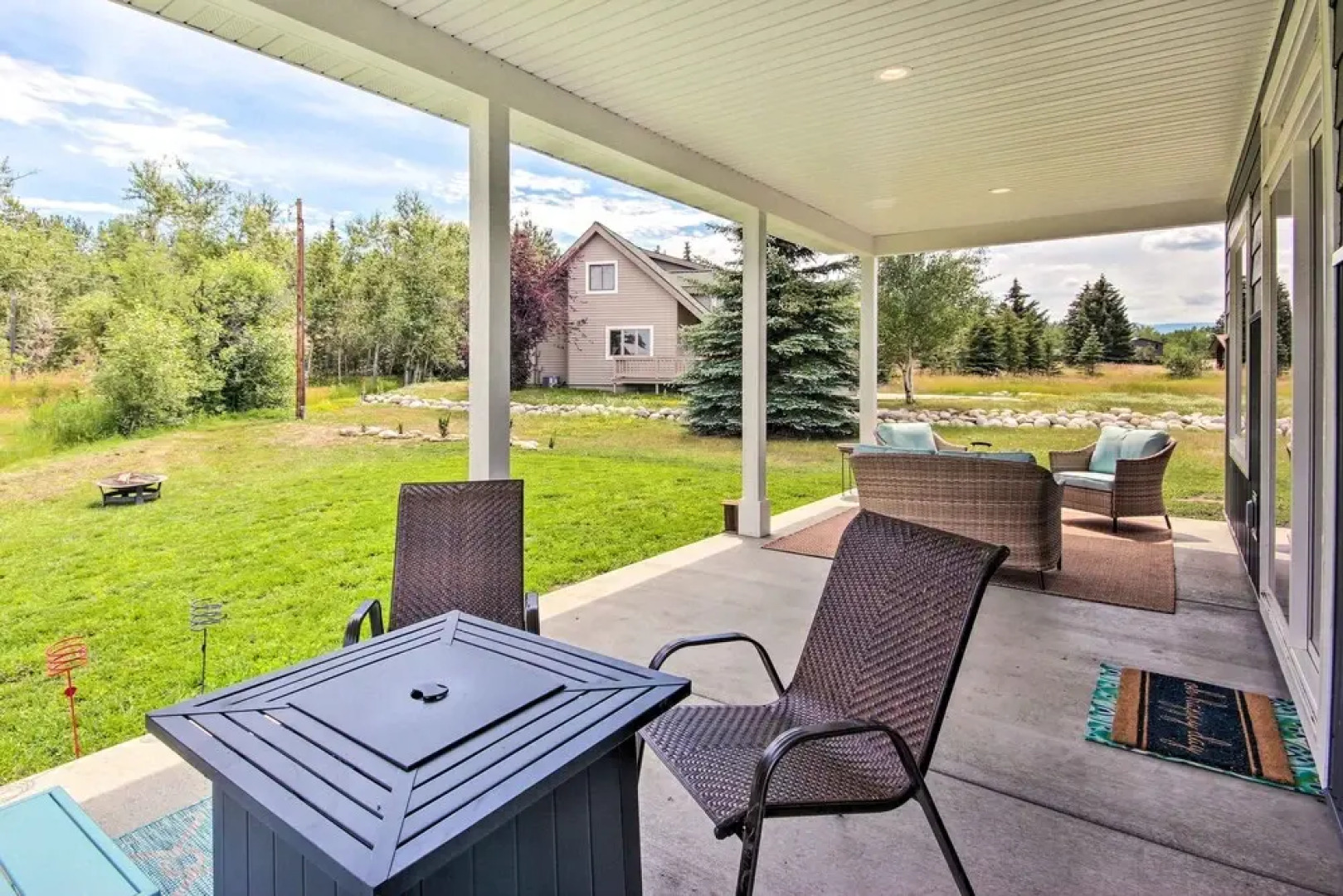 Red Lodge Home w/ Patio ~ 1 Mi From Downtown!