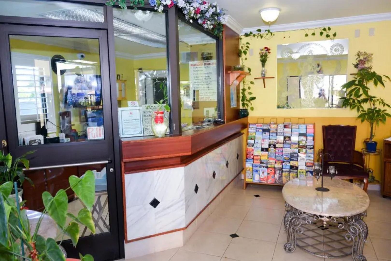 Bellflower Travel Inn