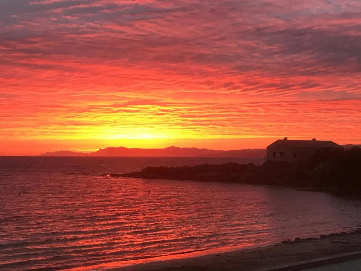 T2 les pieds dans l eau Vue Mer