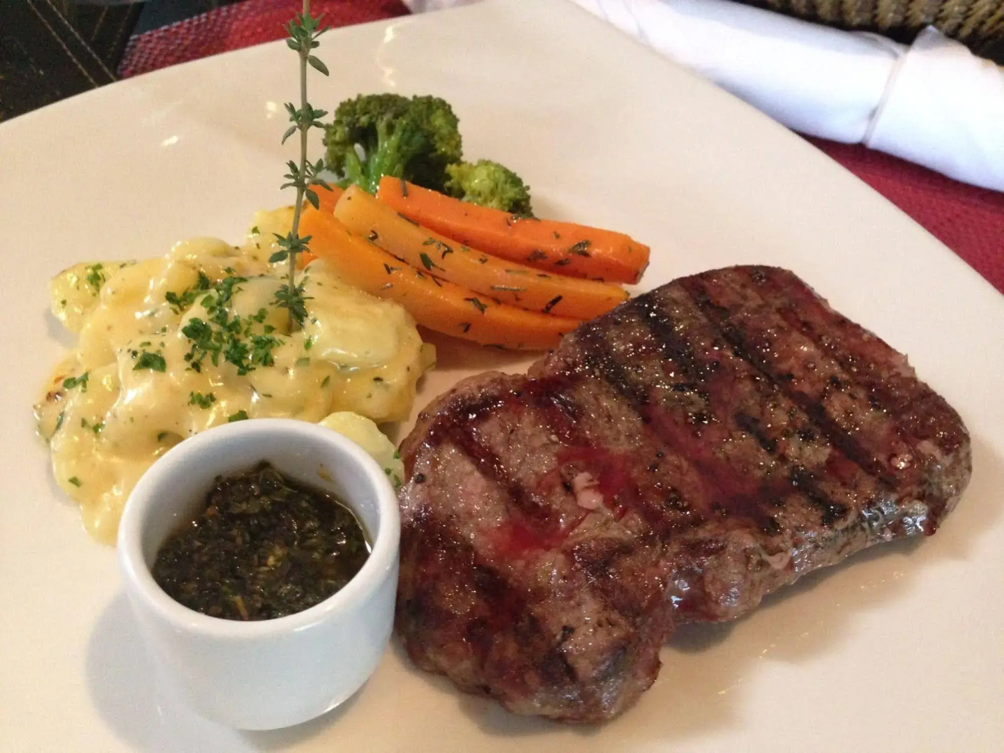 La Riviera Hotel B&B