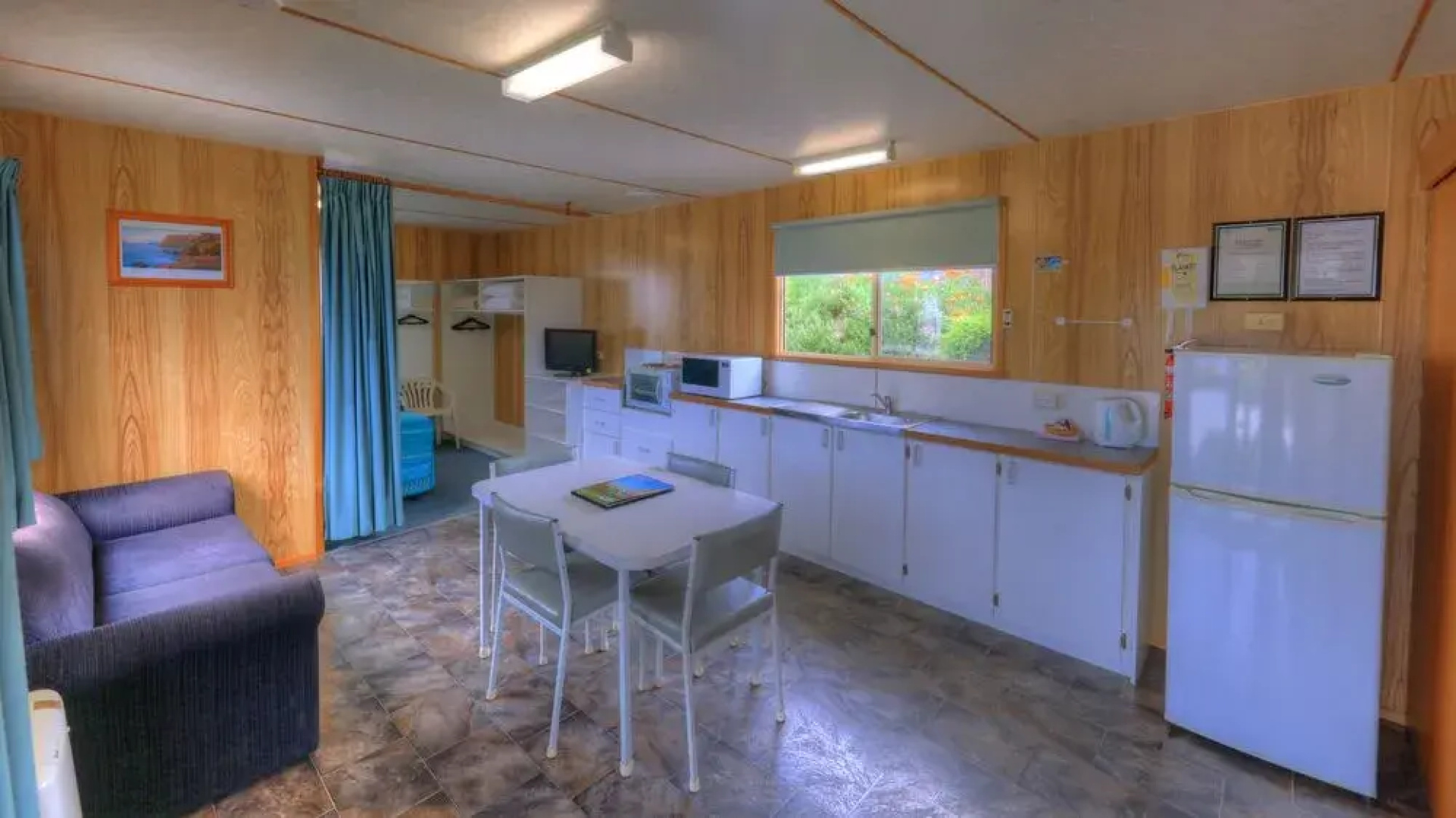 Bicheno Cabin Park