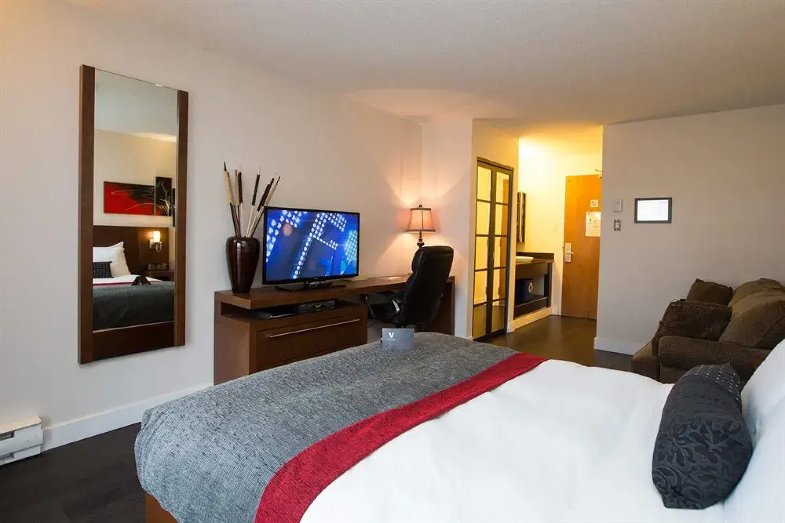 Hotel V
