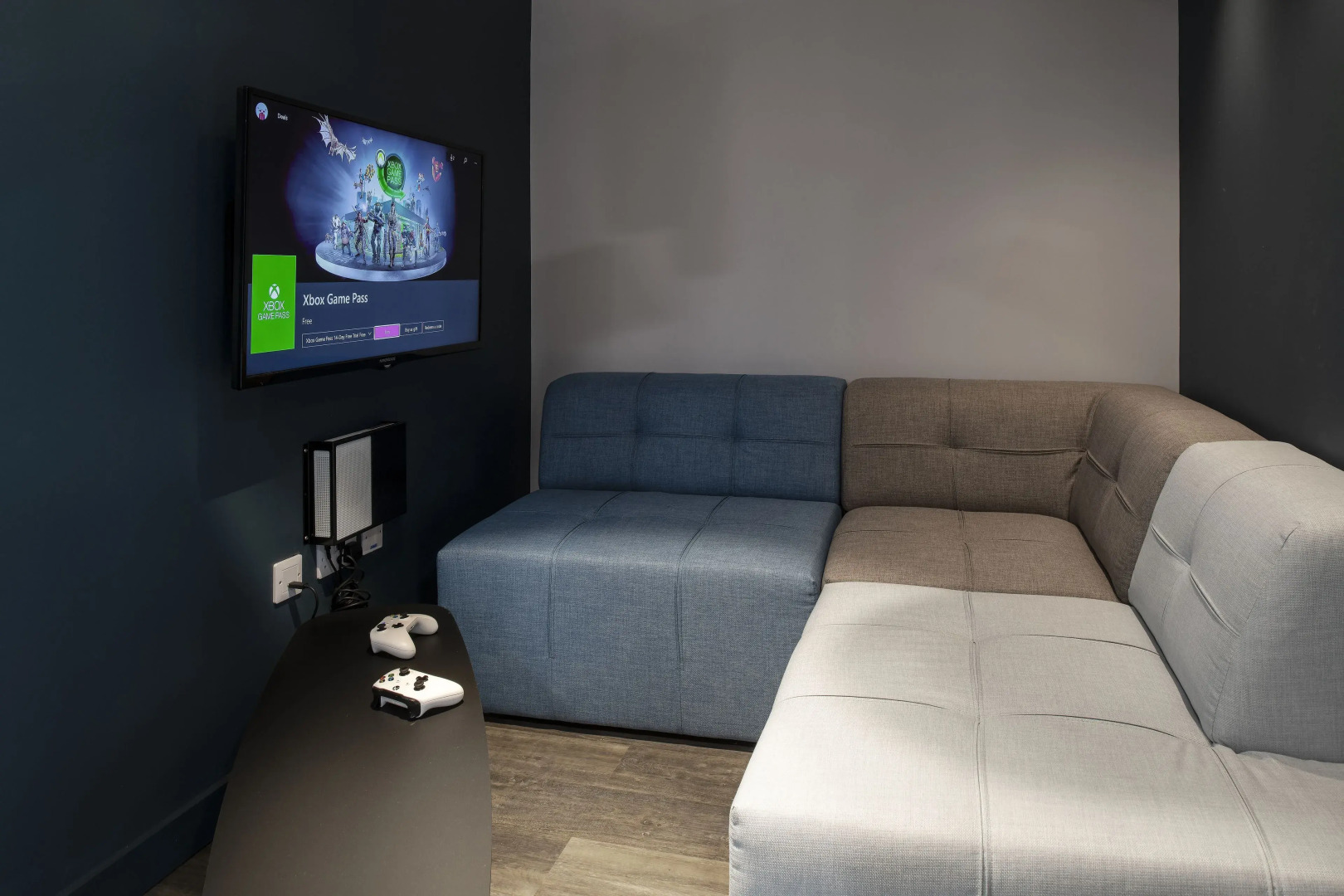 Yugo Explore - Amnis House