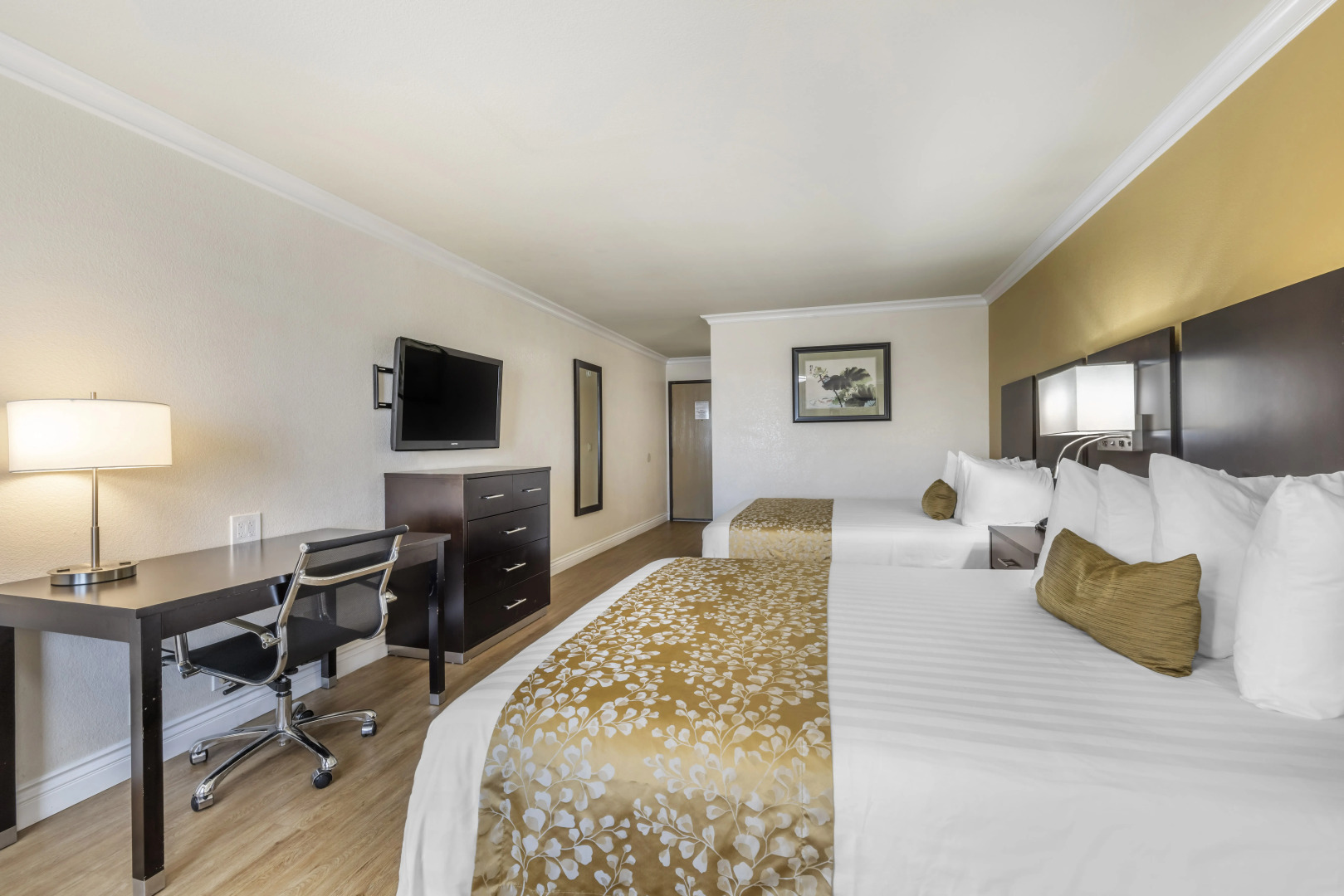 Best Western Plus South Bay Hotel