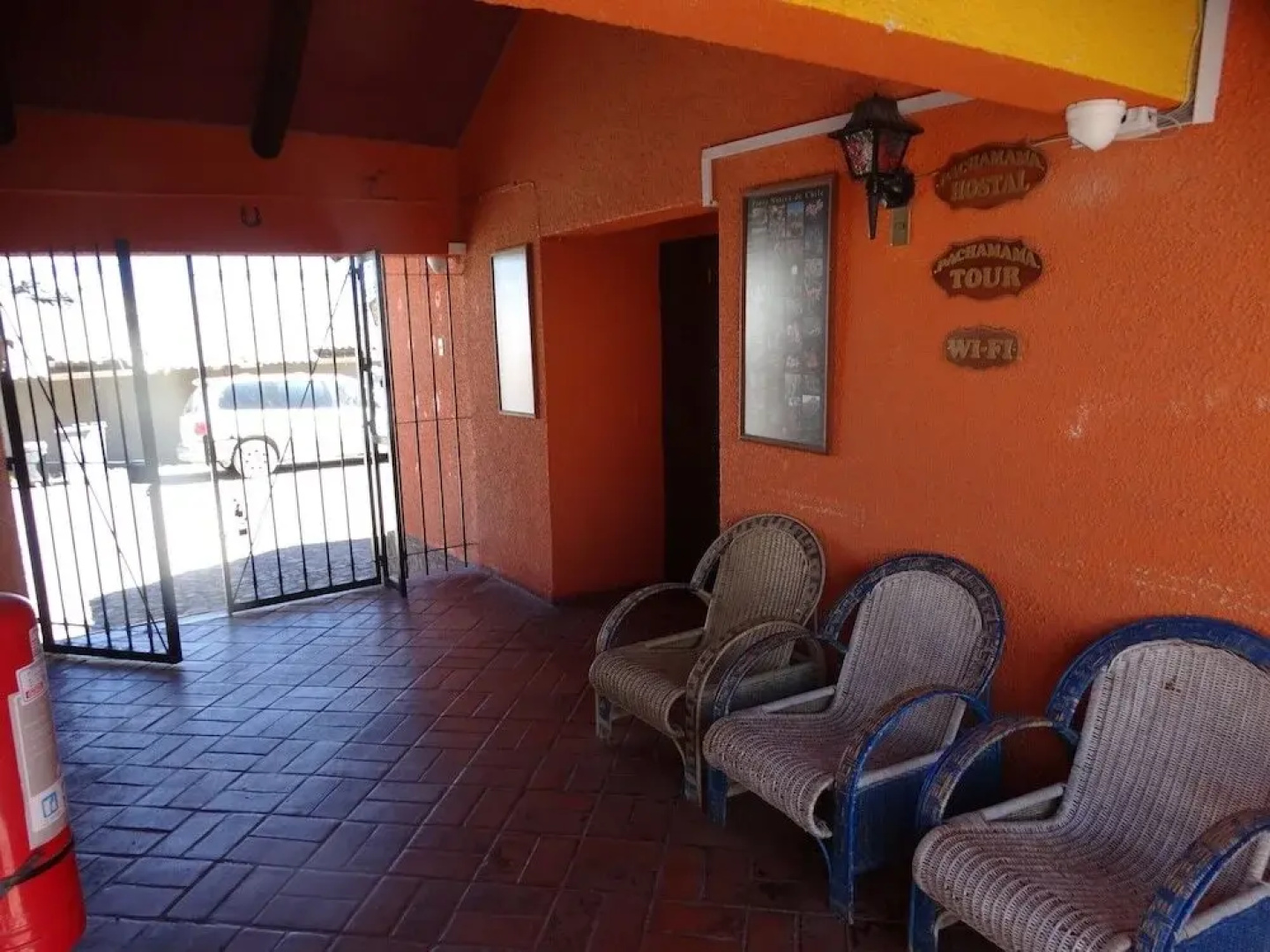 Pachamama Hostel & Tour