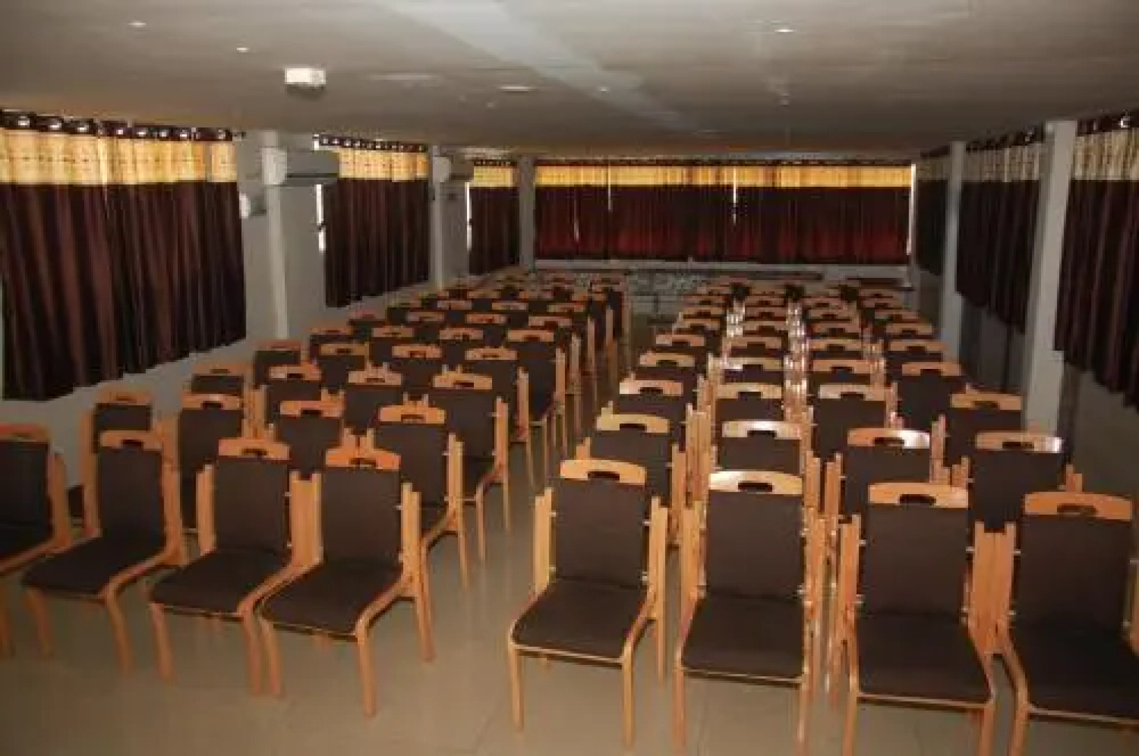 Hotel Nimba International