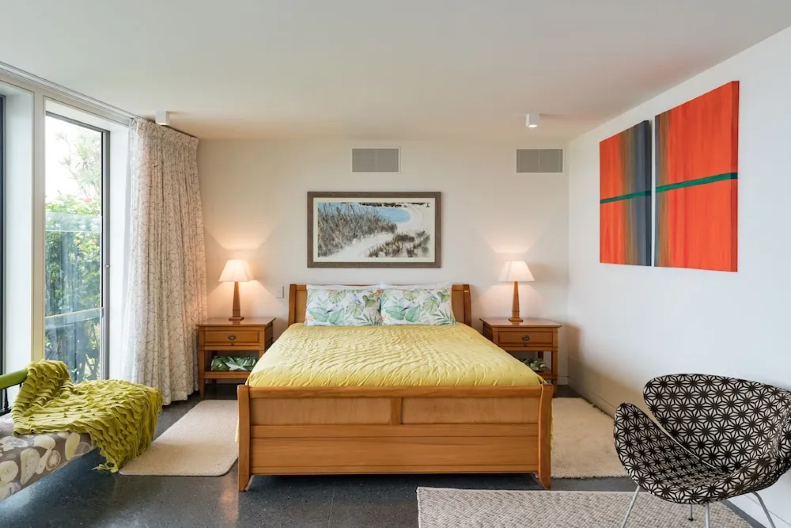 Golden Sand Beachfront Apartments