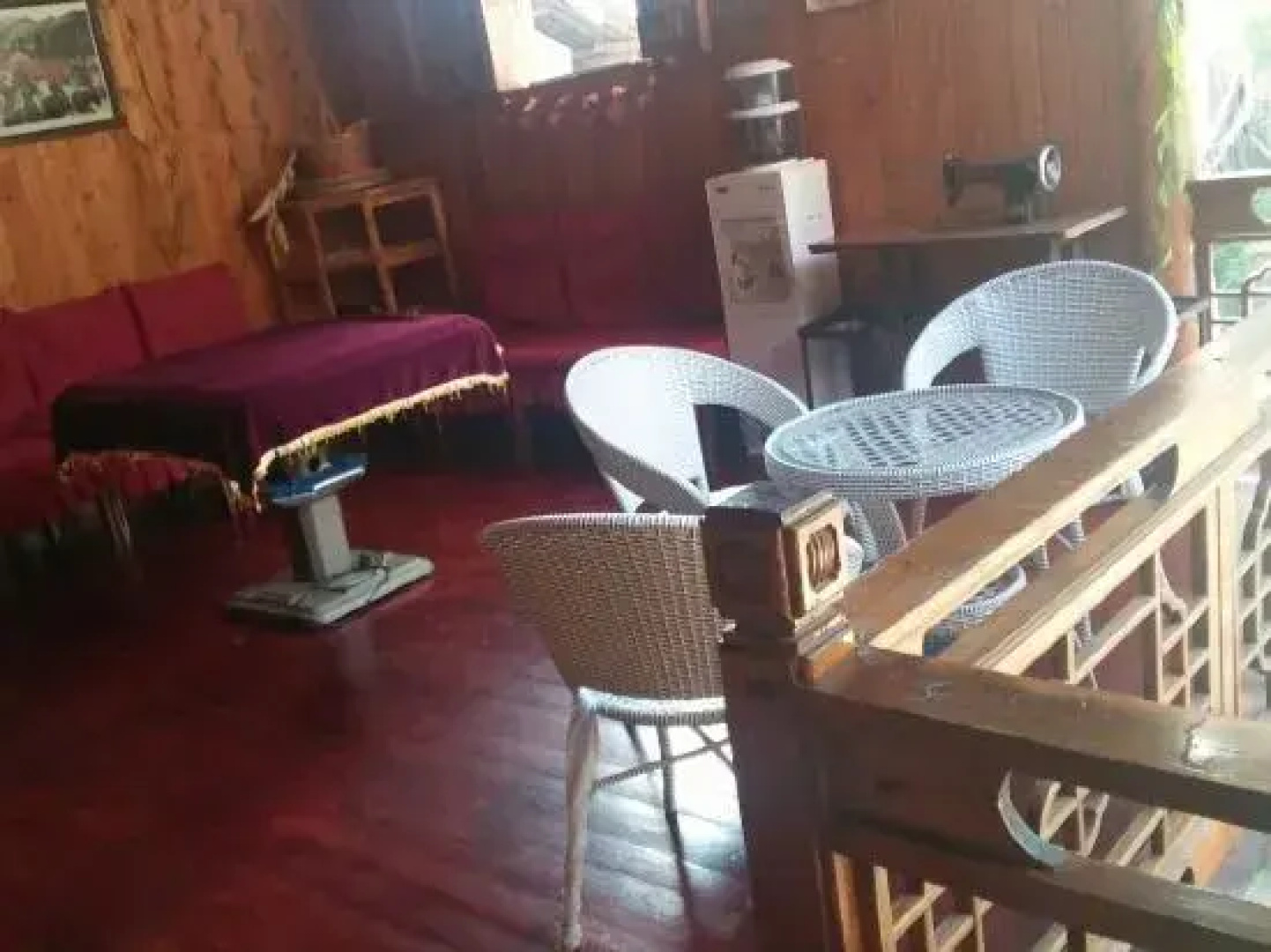 Ya'an Shangli Ancient Town Haojinglou Homestay