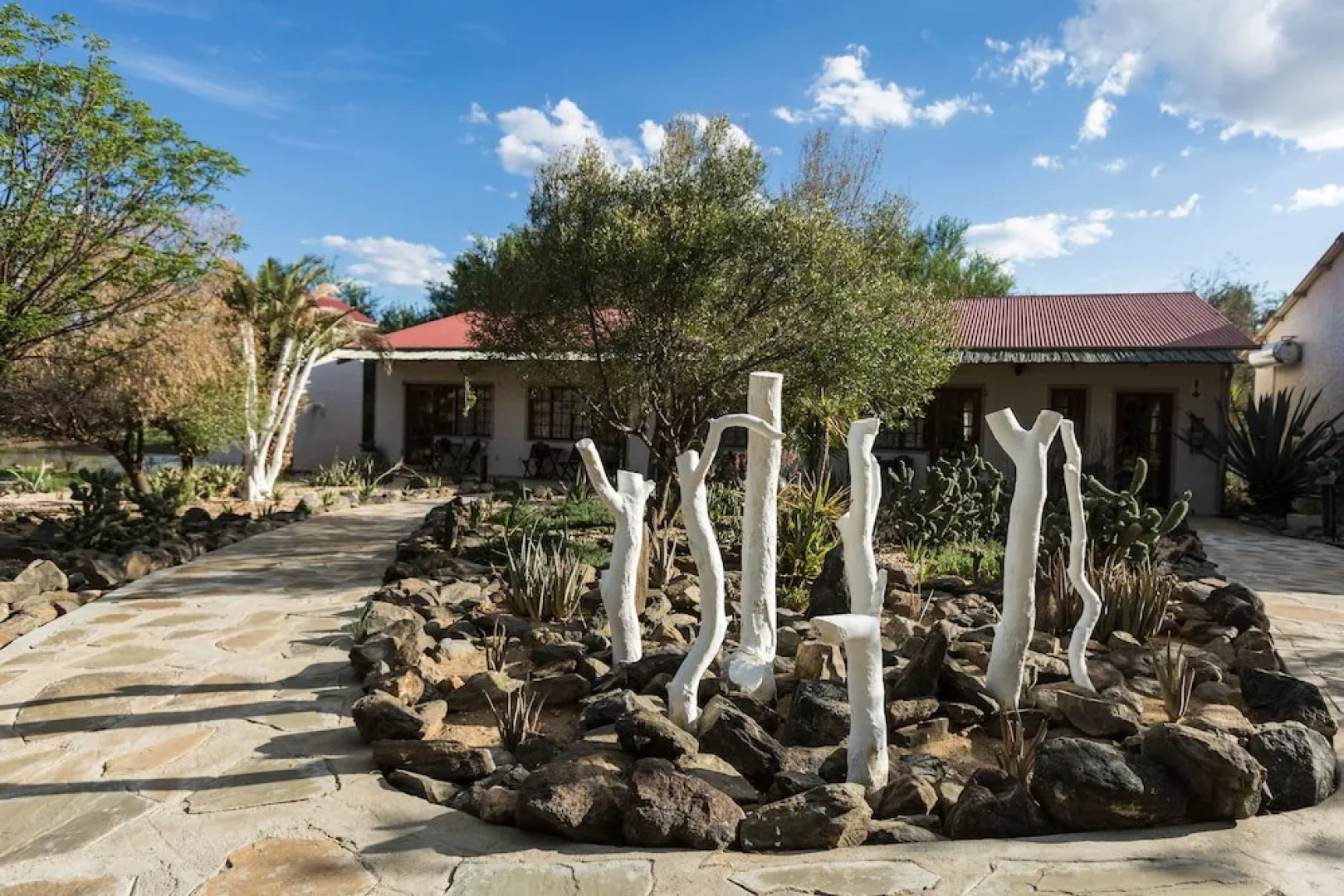 The Elegant Farmstead